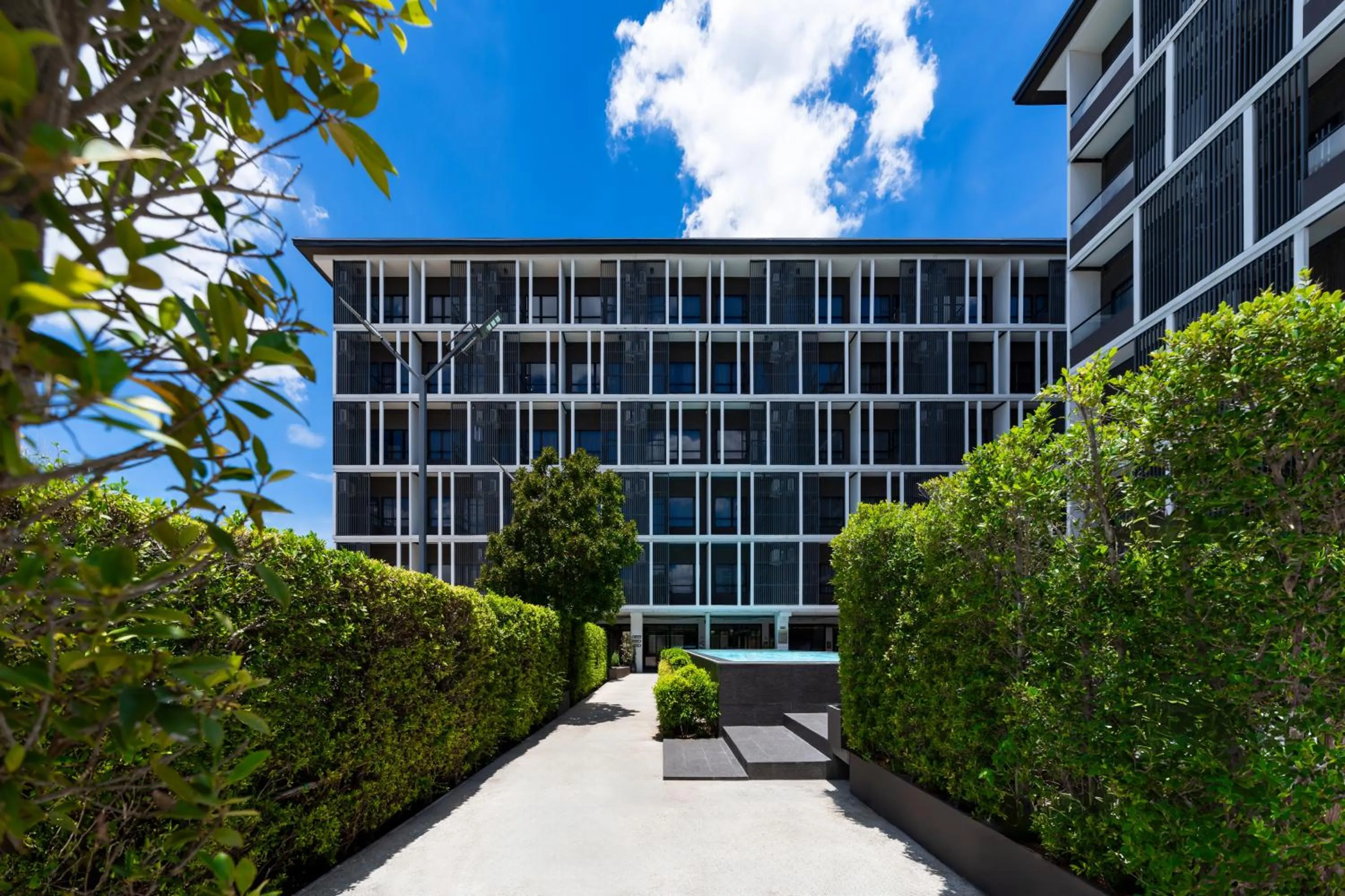 Property building in Moji Don Mueang Airport Hotel - Bangkok