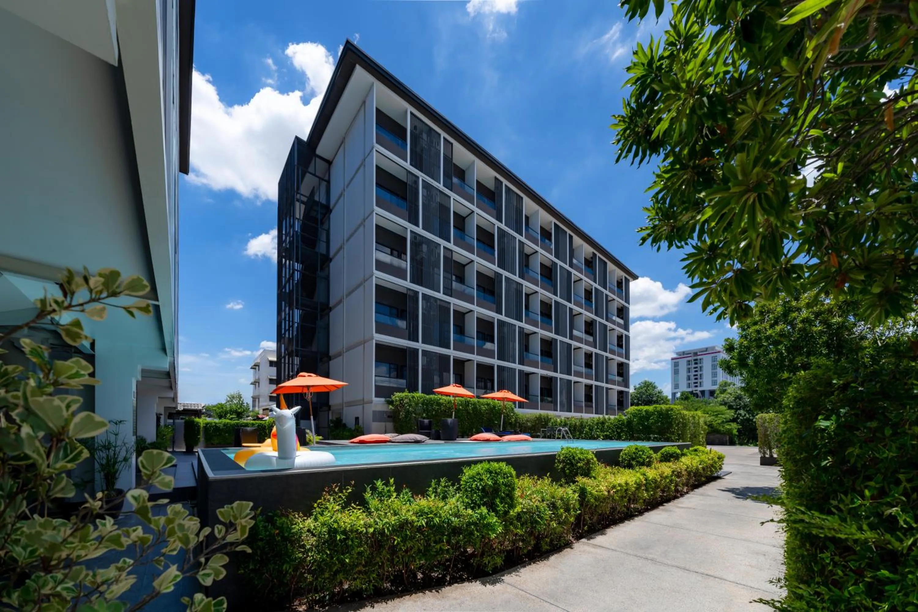 Property building in Moji Don Mueang Airport Hotel - Bangkok