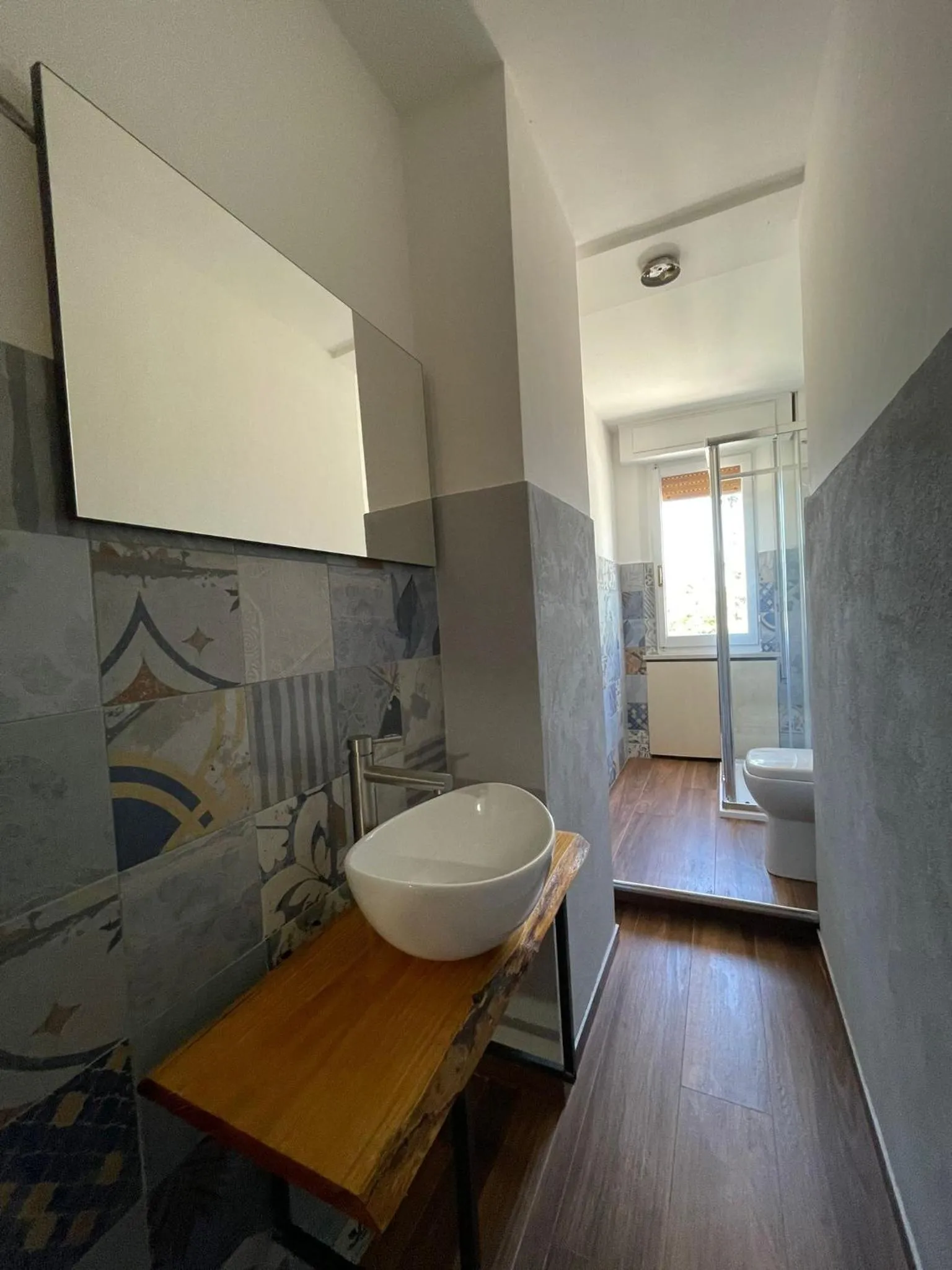 Shower in Casa Felice