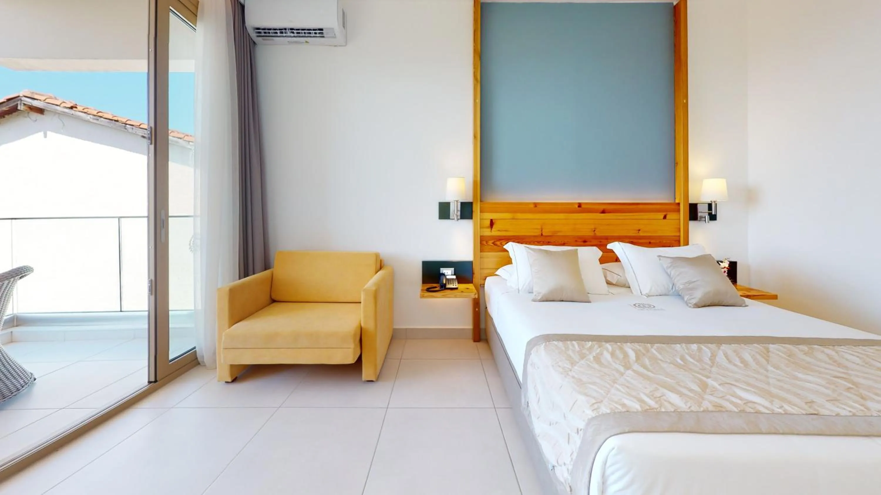 Bedroom, Bed in Acrotel Elea Beach