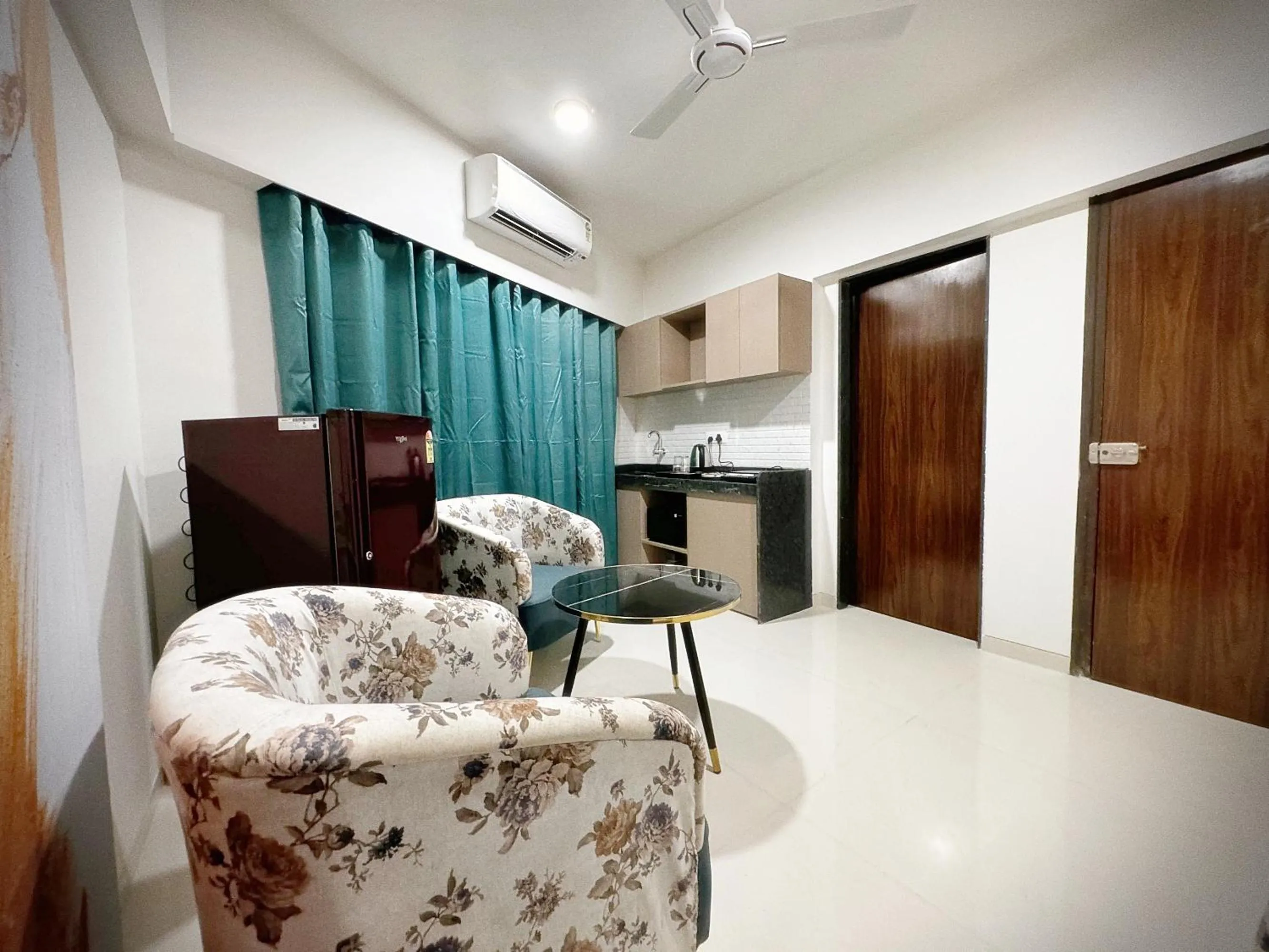 Kitchen or kitchenette in The Orion Premium Suites