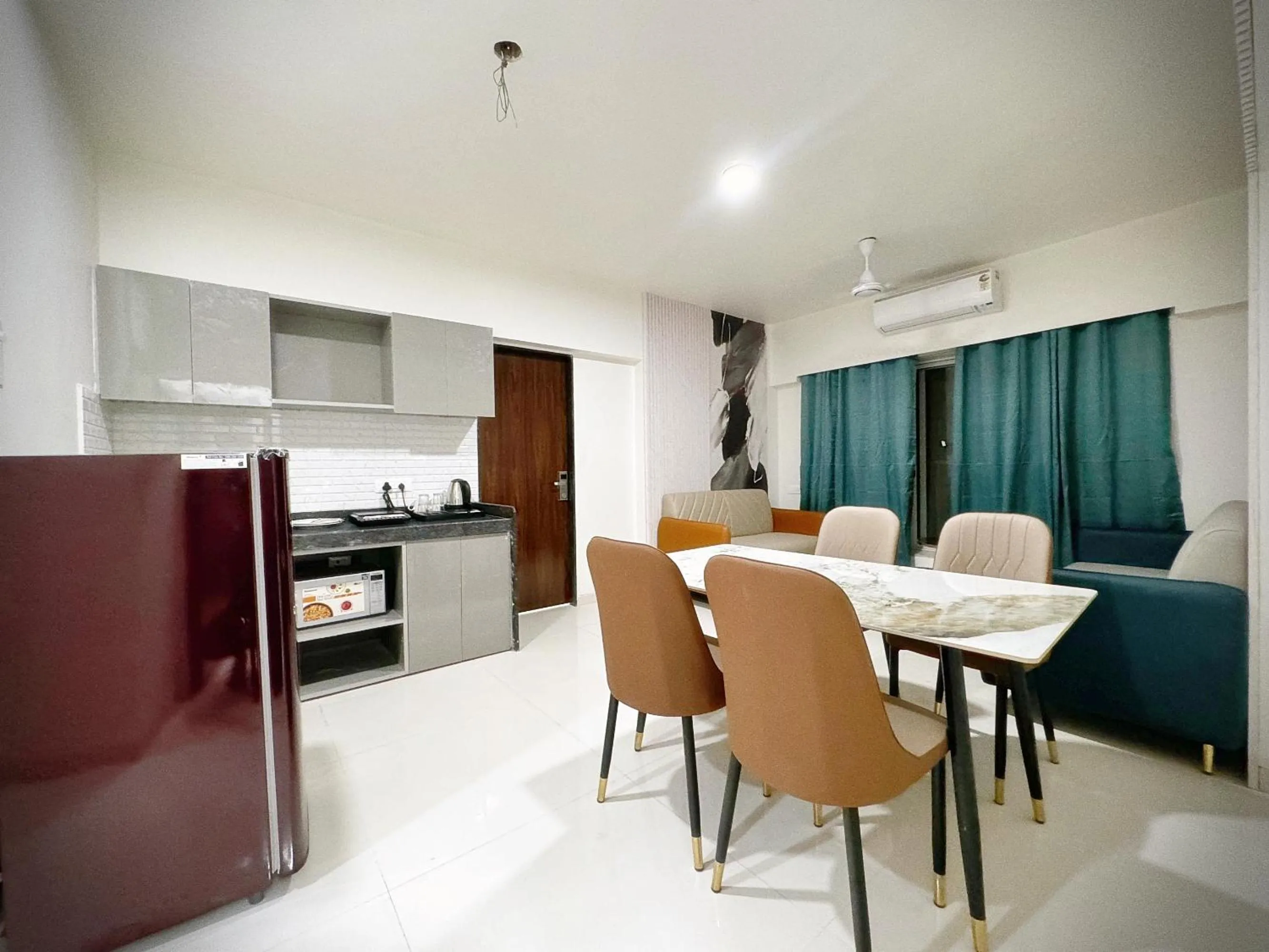 Kitchen or kitchenette in The Orion Premium Suites