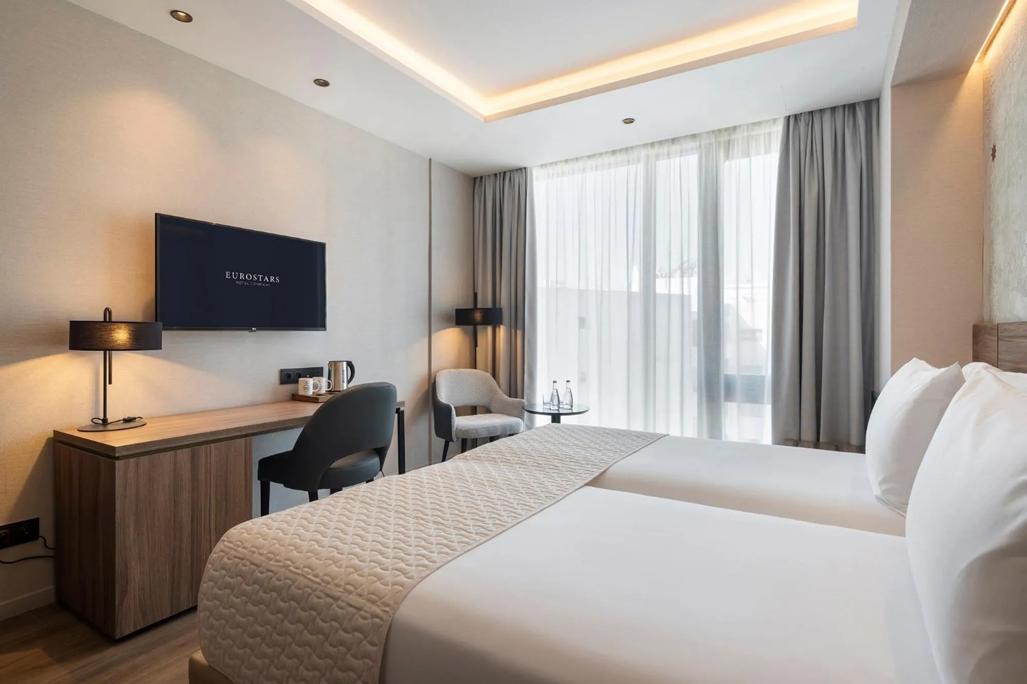 Bed in Eurostars Casa Anfa