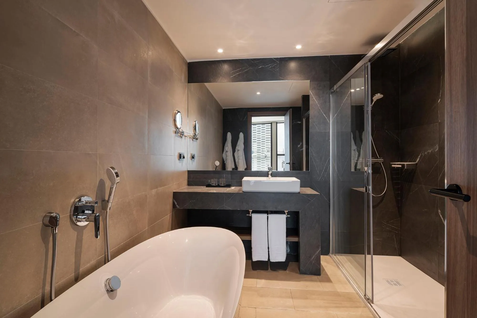 Shower in Eurostars Casa Anfa