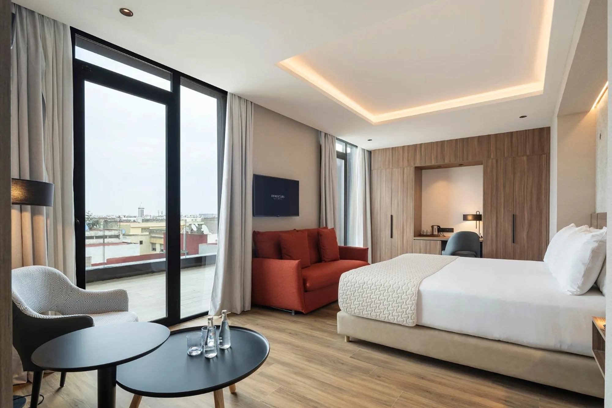 Photo of the whole room, Bed in Eurostars Casa Anfa