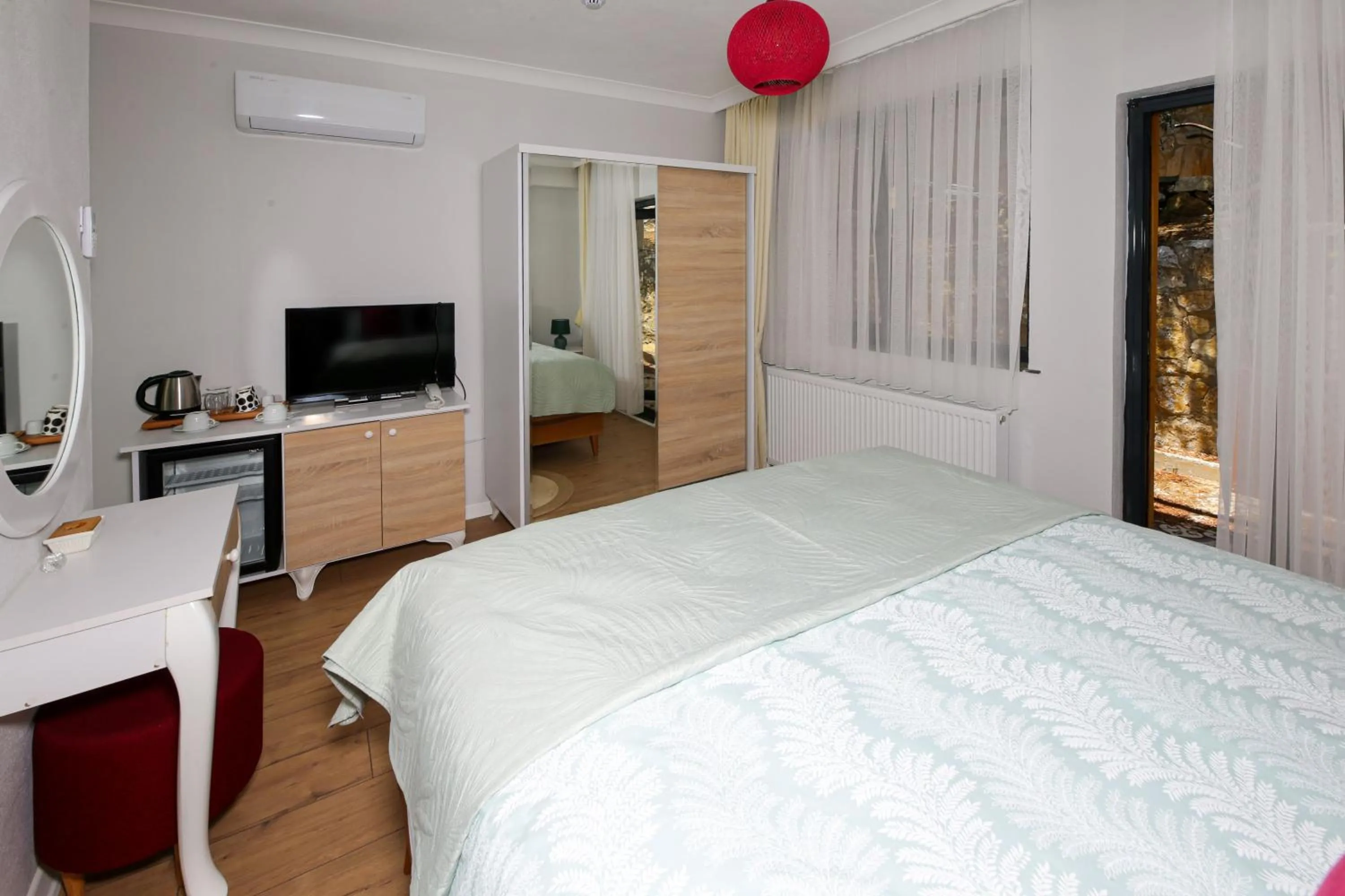 Bedroom, Bed in Dusler Vadisi Kazdaglari