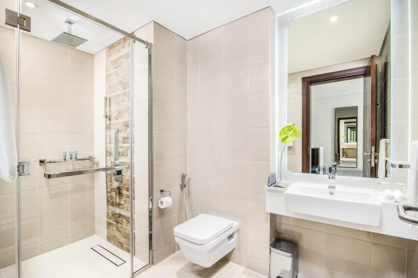 Bathroom in Central Inn Hotel & Suites - Al Sadd, Doha, Qatar