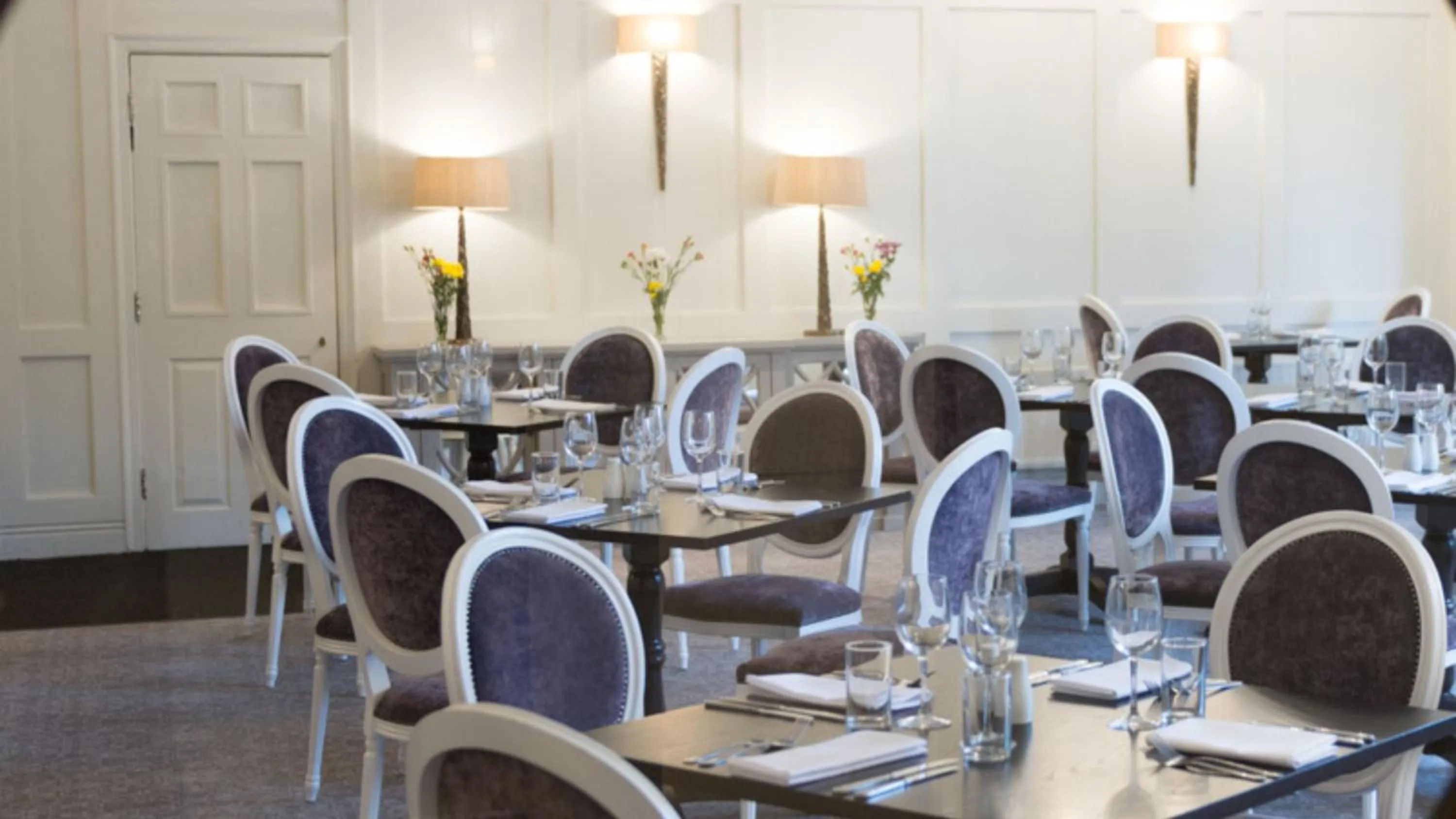 Restaurant/places to eat in Holiday Inn Milton Keynes East M1 Junc 14 by IHG