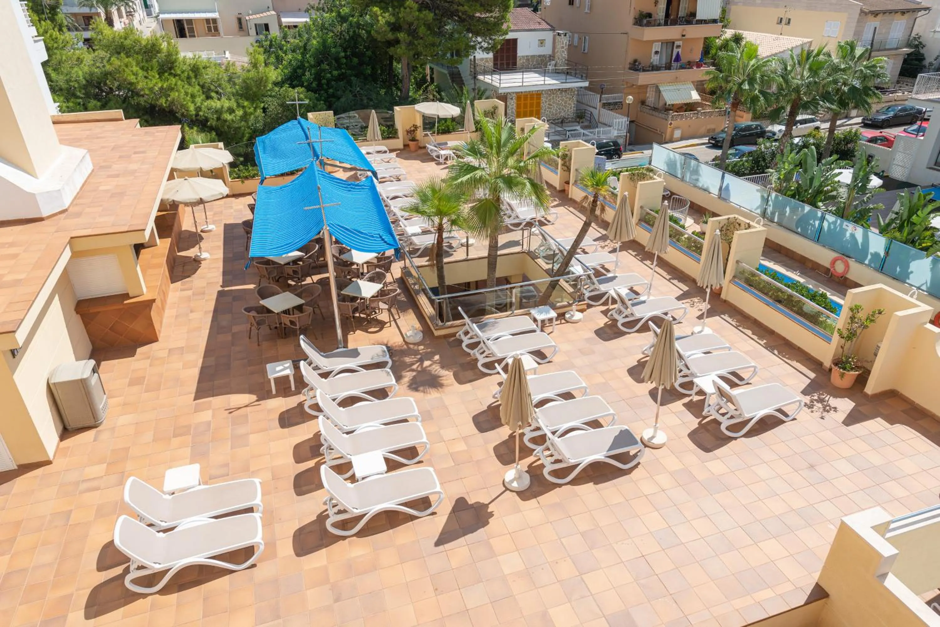 Swimming pool in O7 Nordeste Playa