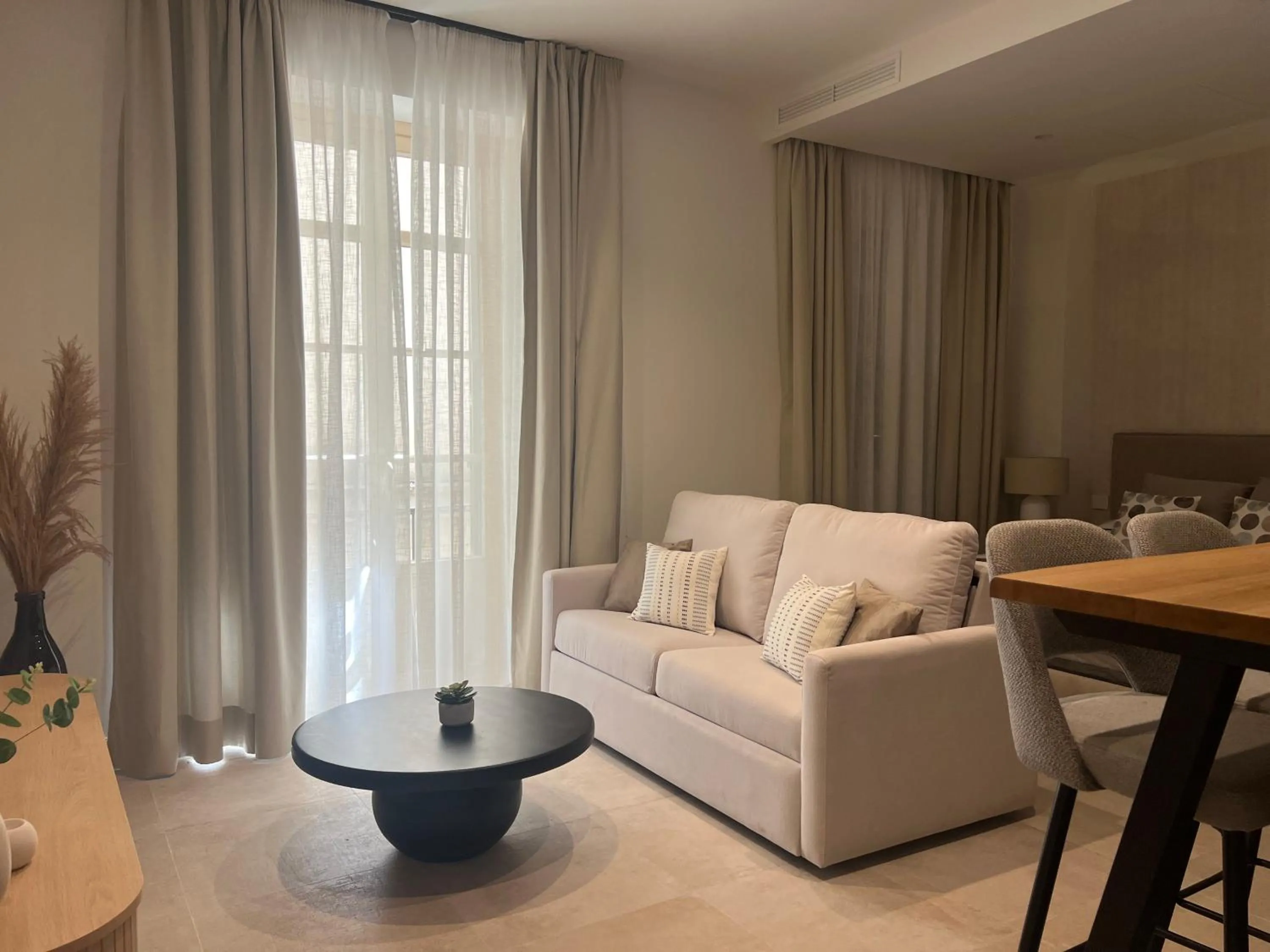 Living room in Plaza del Siglo Suites & Boutique Apartments by Caleta Homes