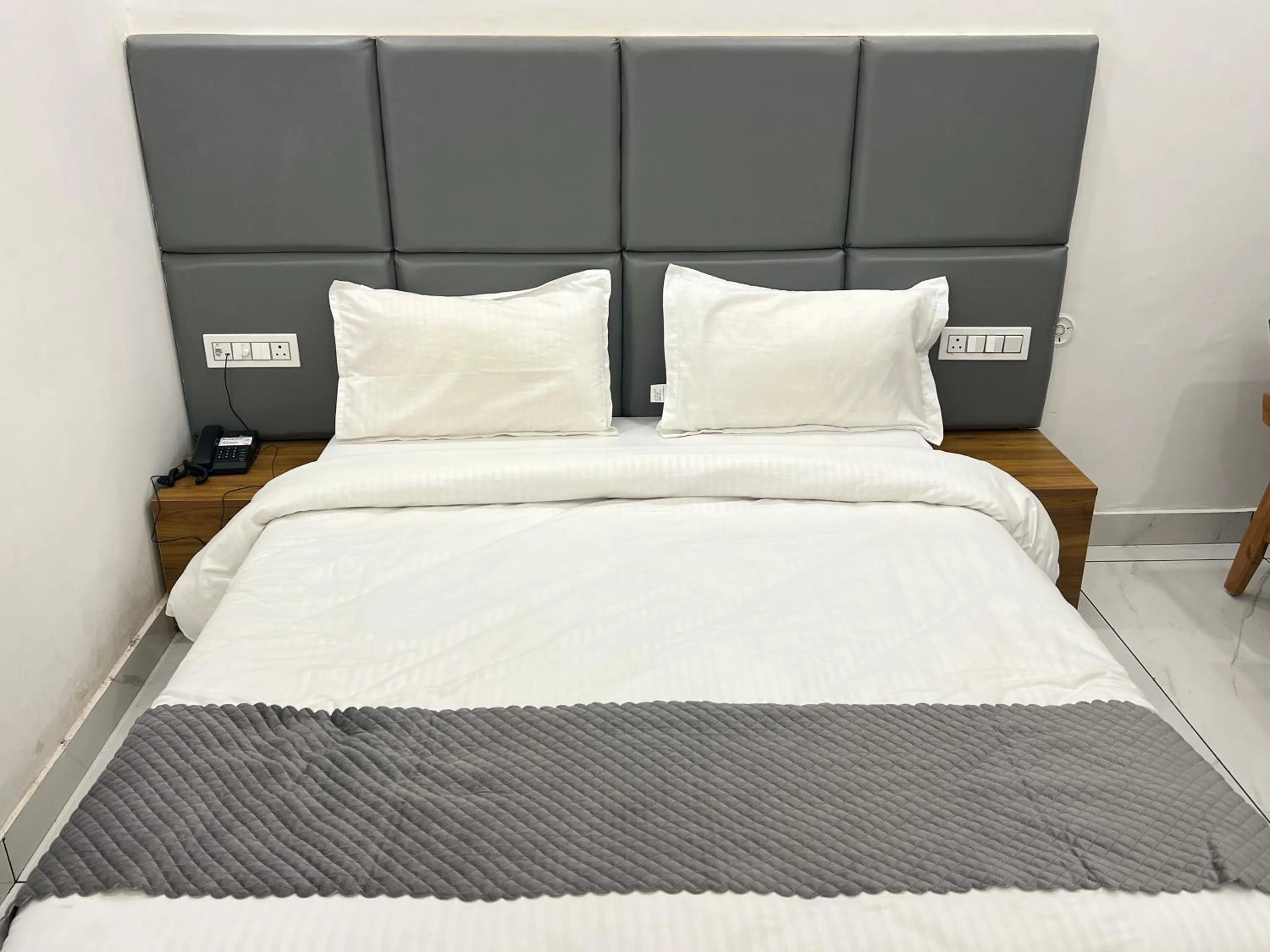 Bed in The Shalam Resort श्रीकृष्ण शरणं मम