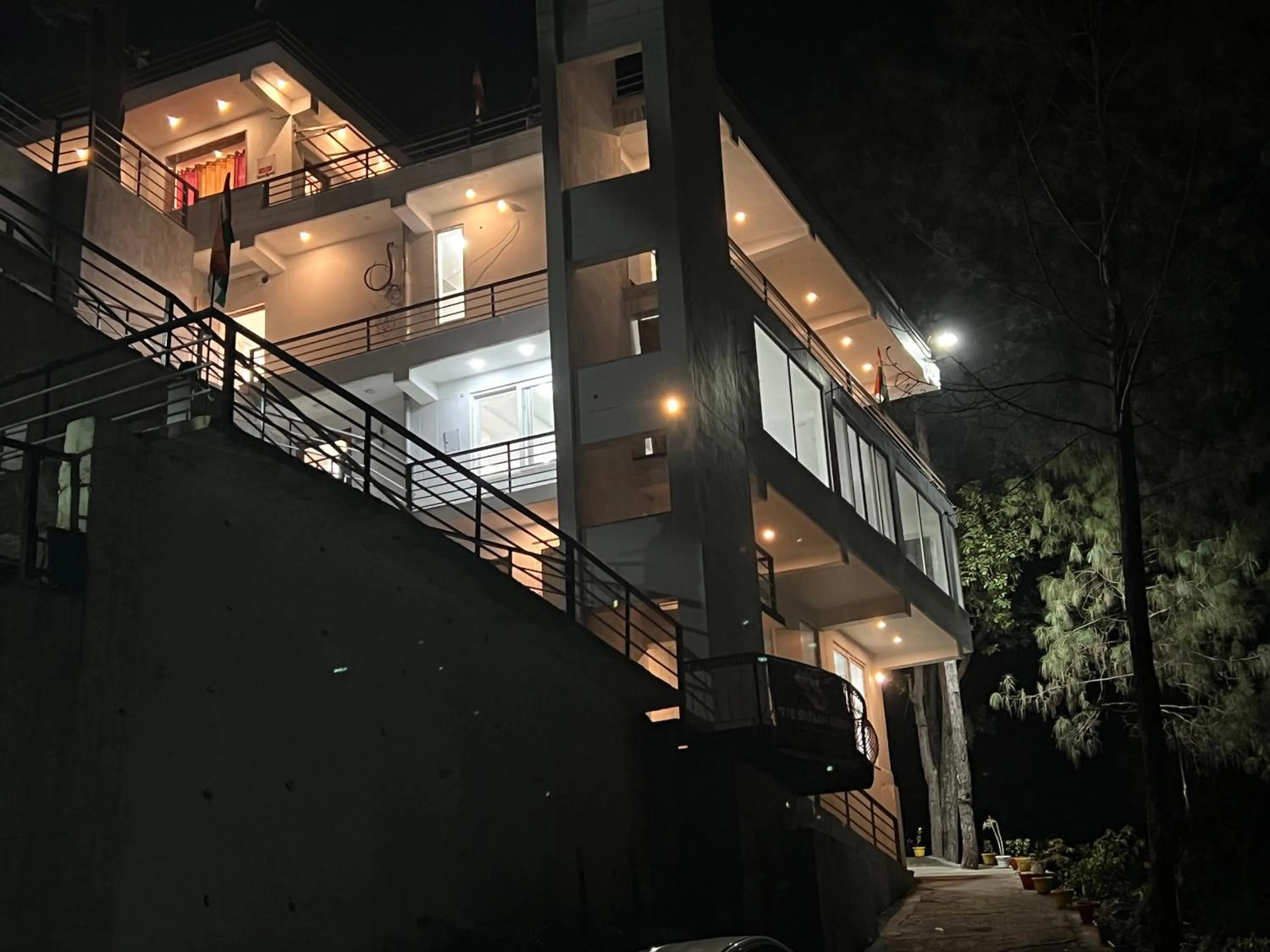 Property building in The Shalam Resort श्रीकृष्ण शरणं मम