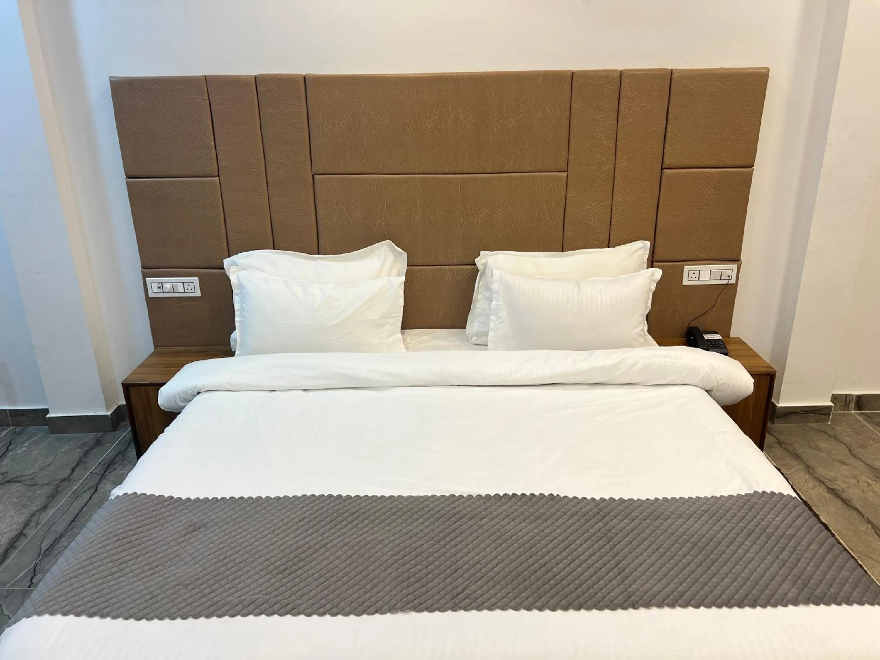 Bed in The Shalam Resort श्रीकृष्ण शरणं मम