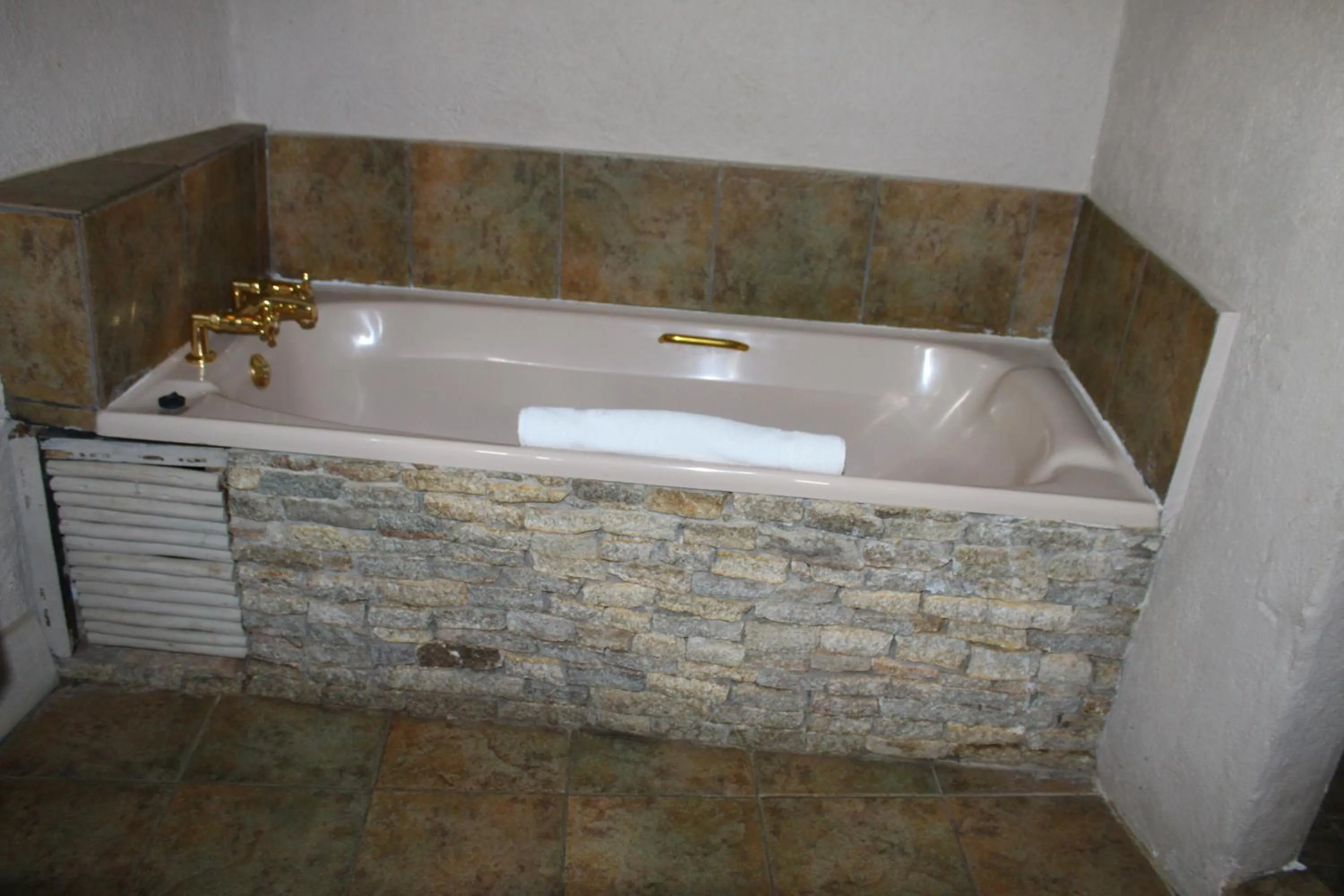 Lodge At The Ancient City