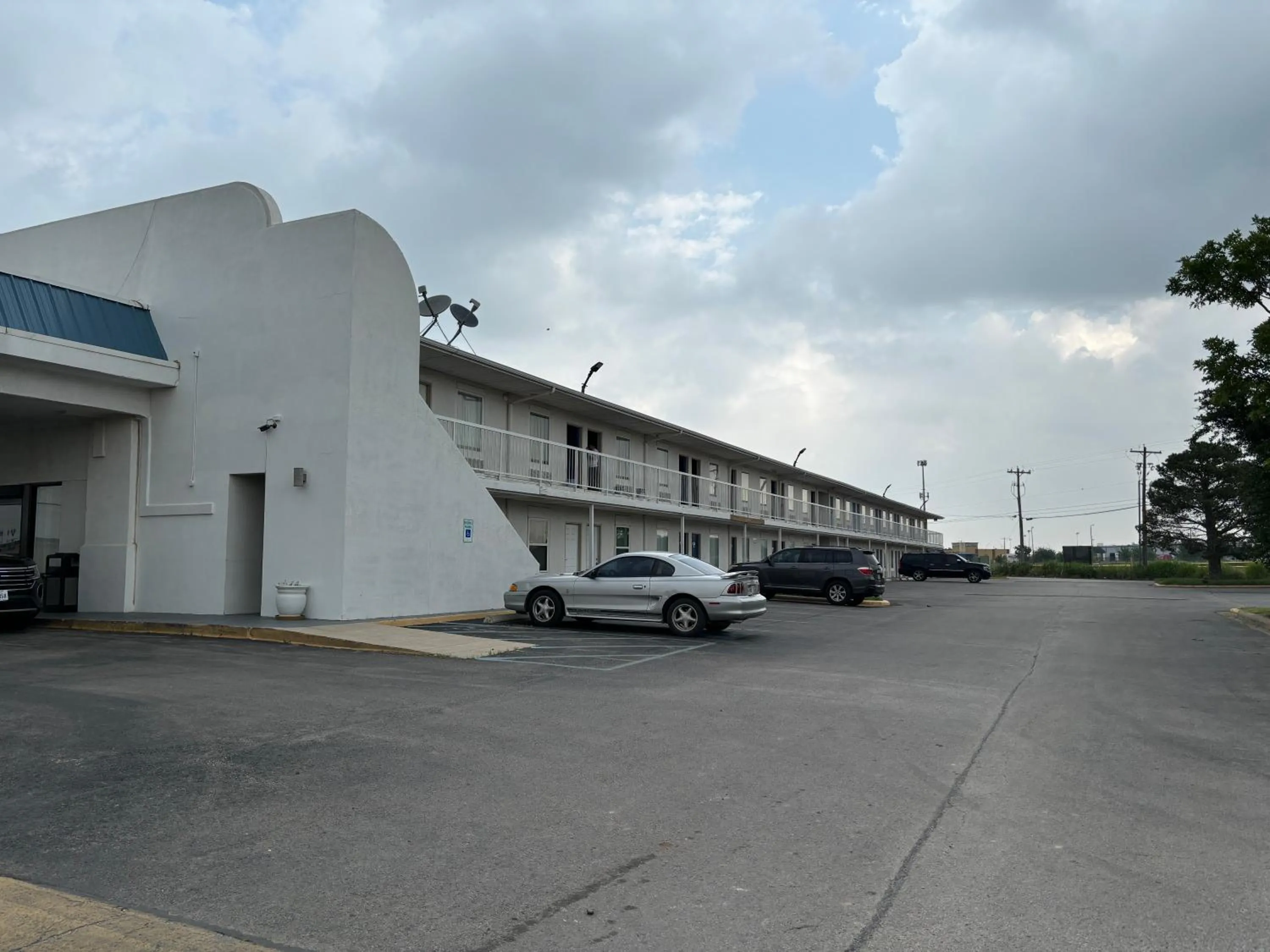 Property building in Studio 6 Abilene, TX East