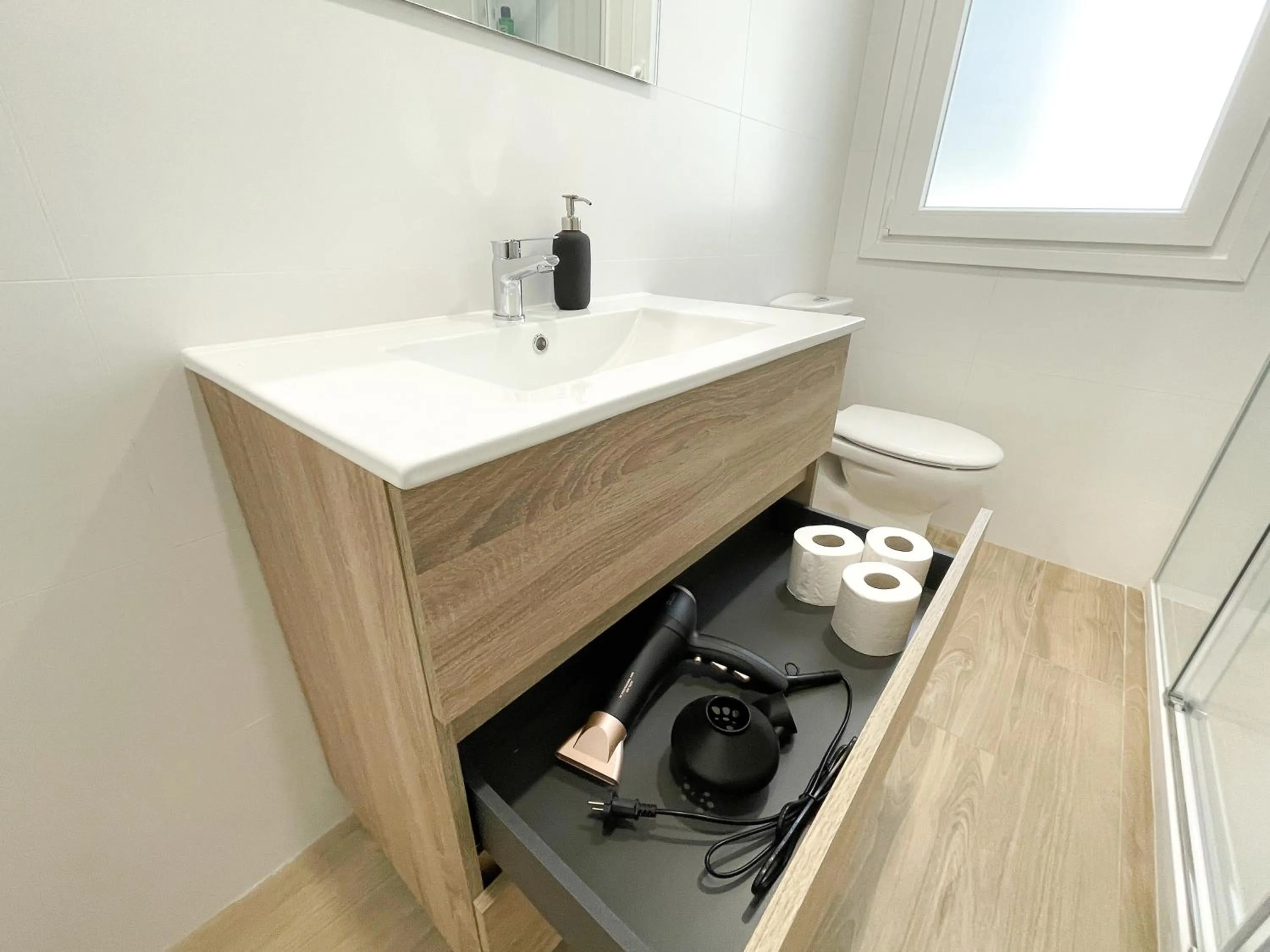 Toilet in Apartamentos Zaragoza Gran Vía 3000