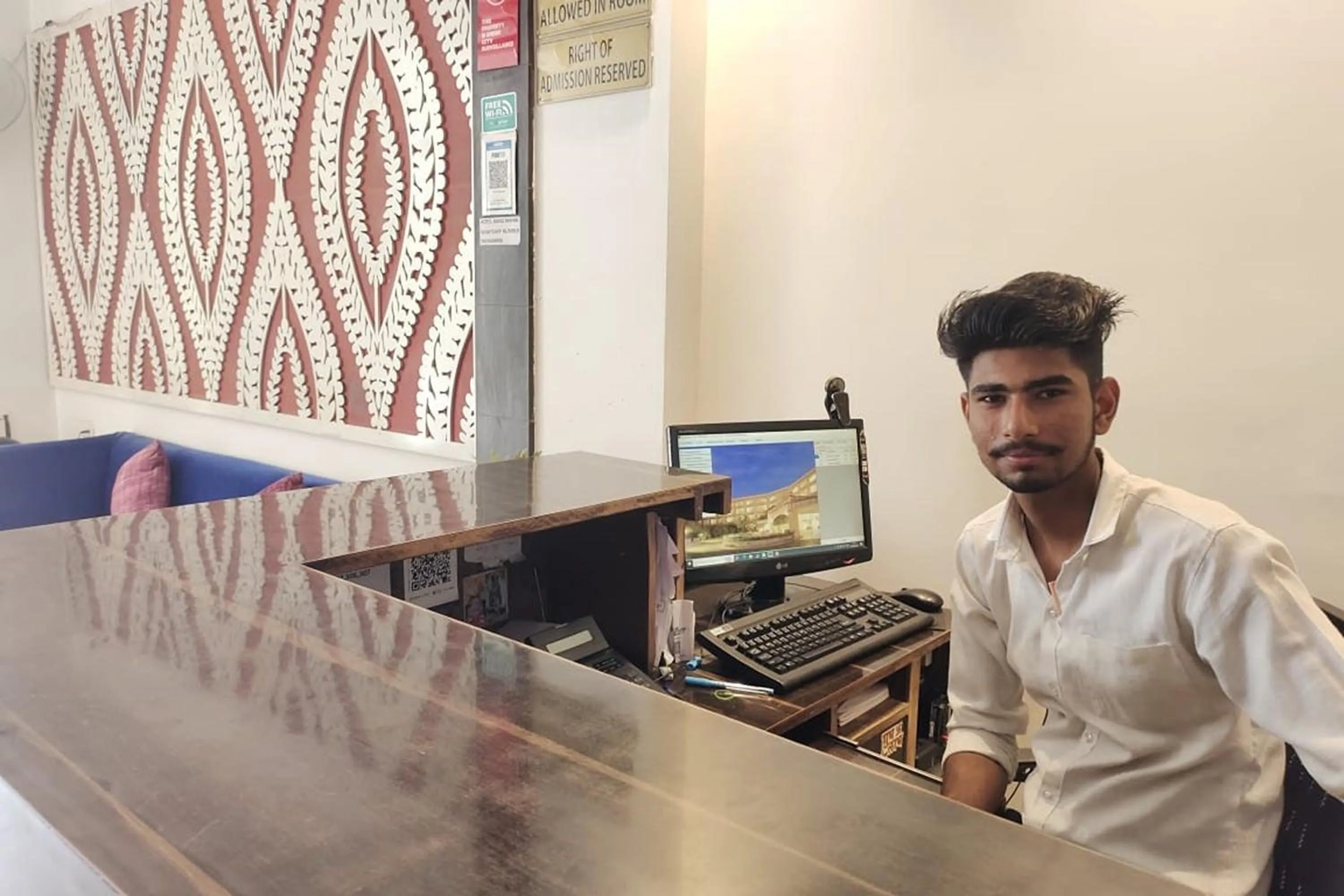 Lobby or reception in Hotel Rang Mahal Near Jaipur International Airport