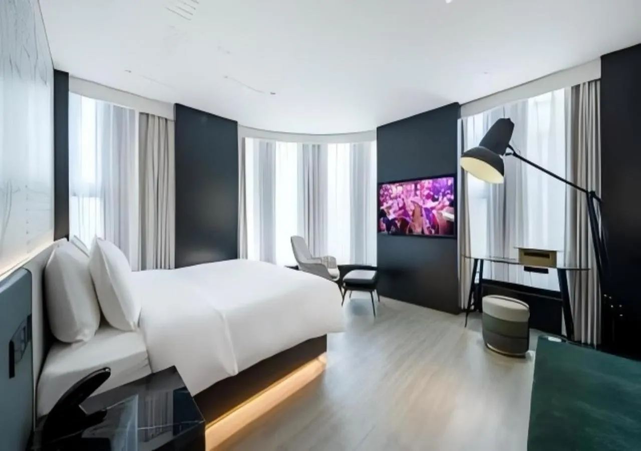 Photo of the whole room in CitiGO Hotel Shanghai On The Bund