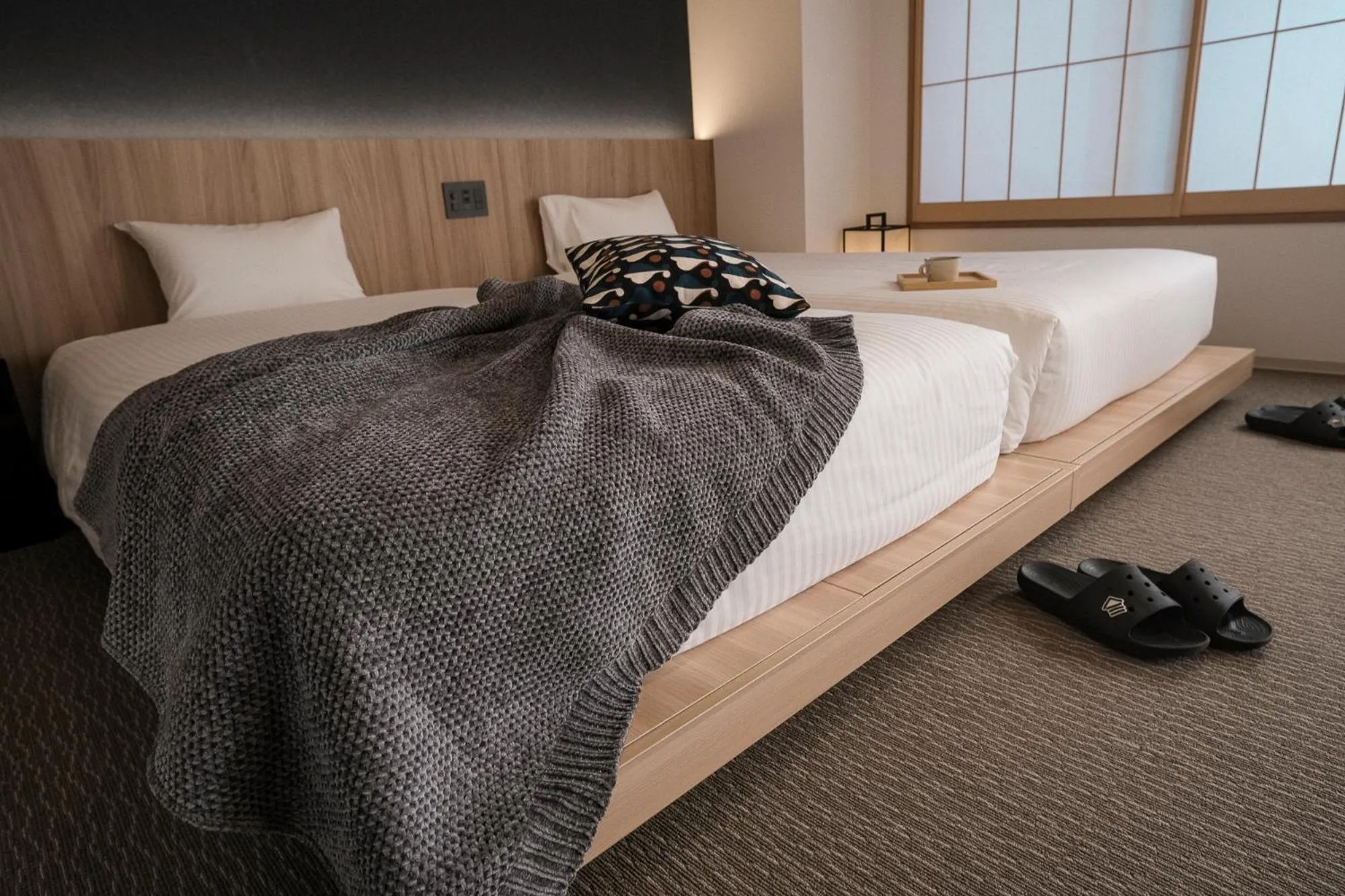 Bed in WAYFARER Shin