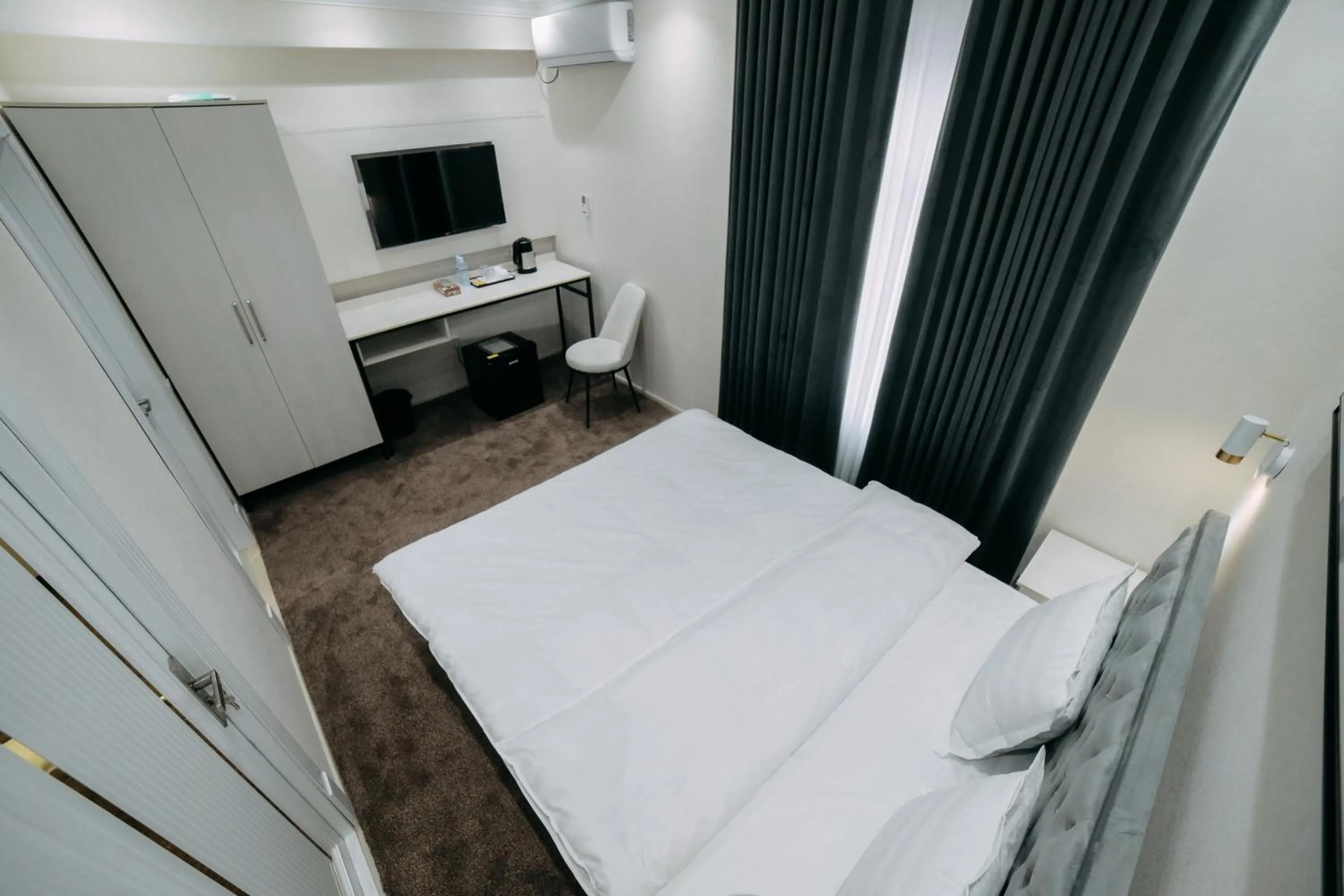 Double Room in Central Plaza Hotel