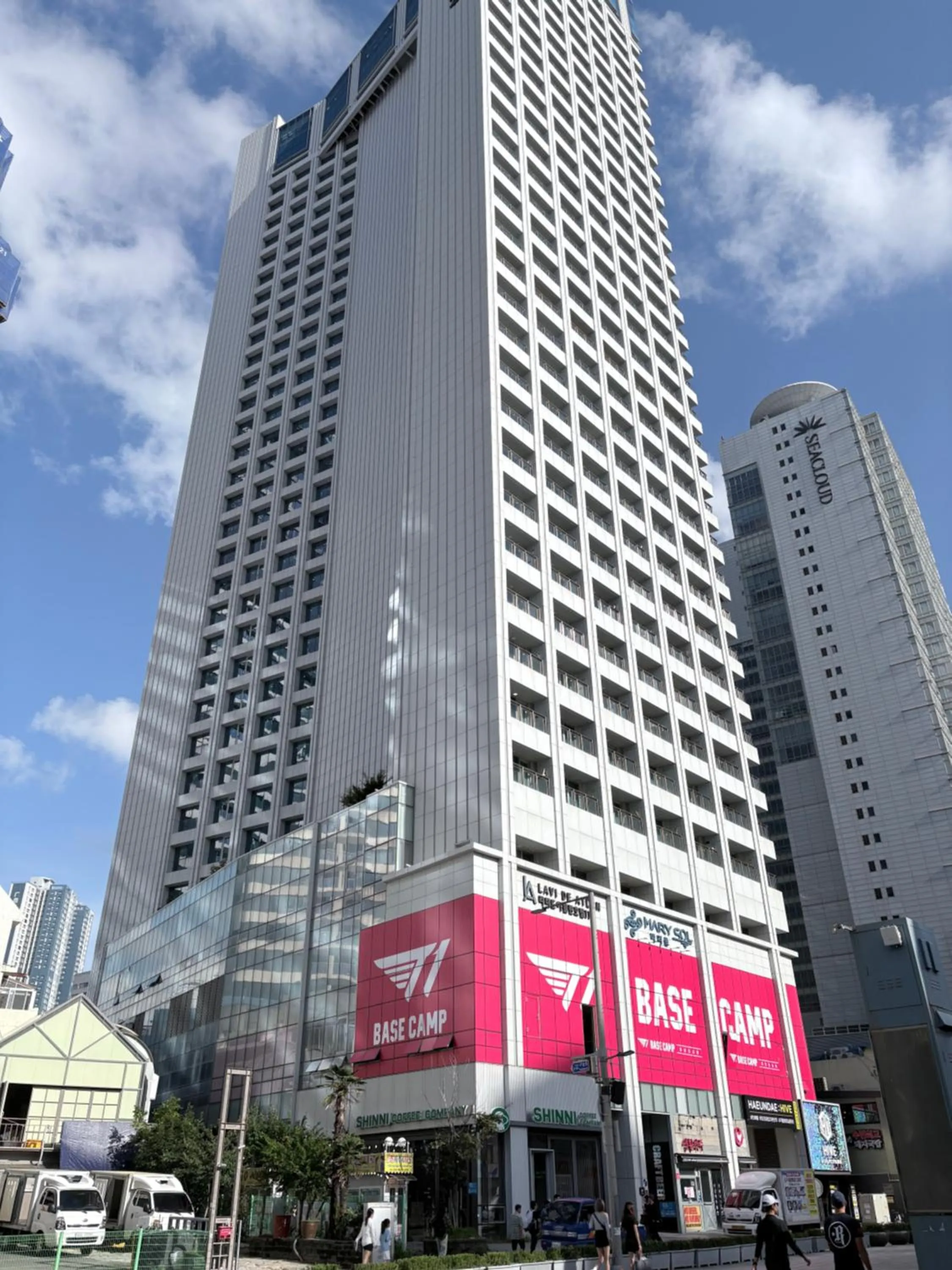 Property building in Marysol by Haeundae beach