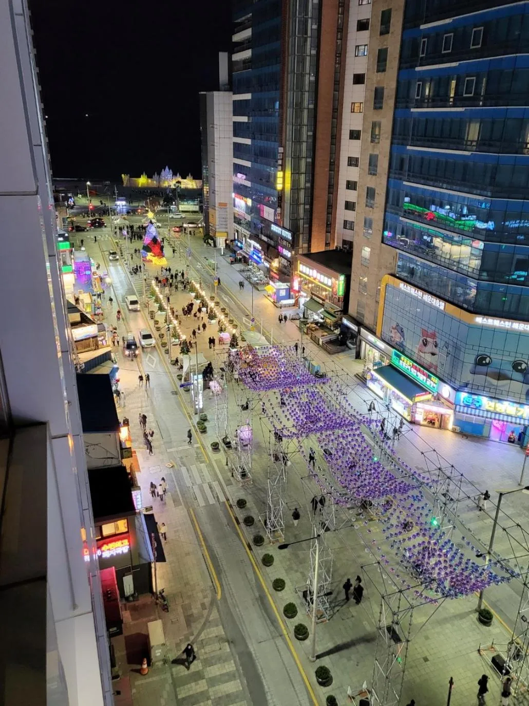 Street view in Marysol by Haeundae beach