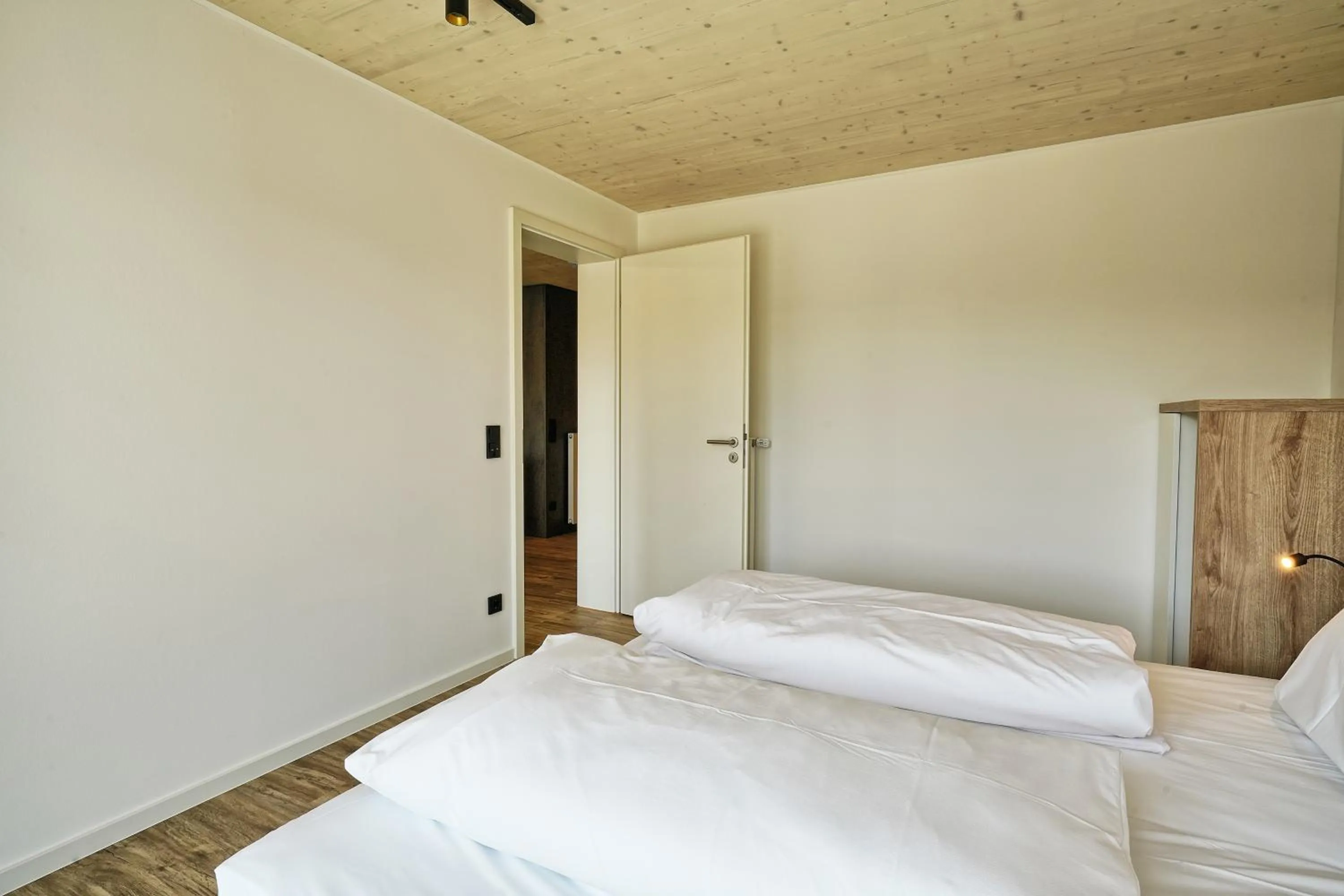 Bedroom, Bed in Timber One Boardinghouse Dorfen