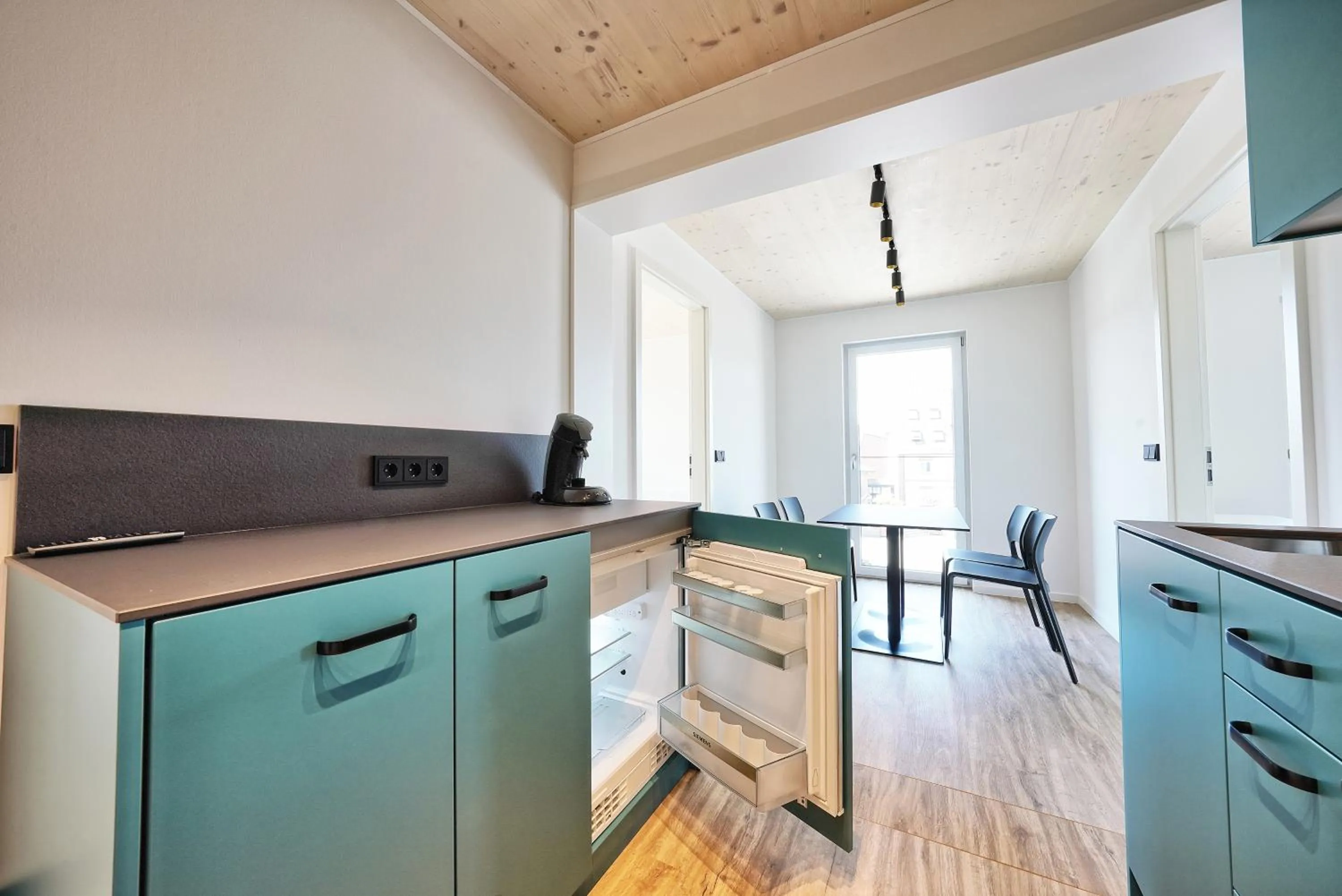 Kitchen or kitchenette in Timber One Boardinghouse Dorfen