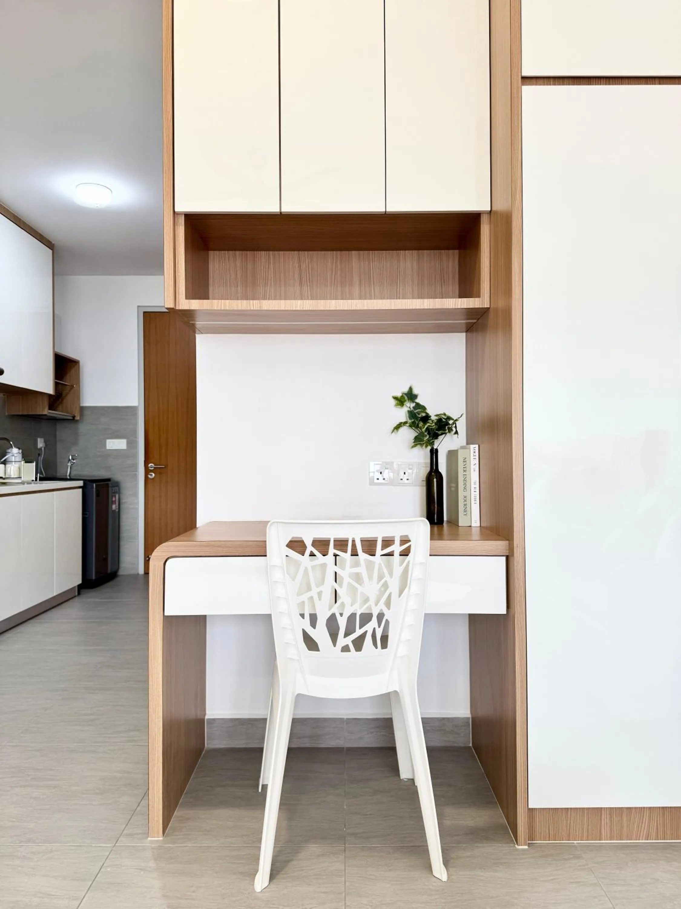 Seating area in Sunsuria Forum SOHO & Residence Suites Setia Alam by MOKA