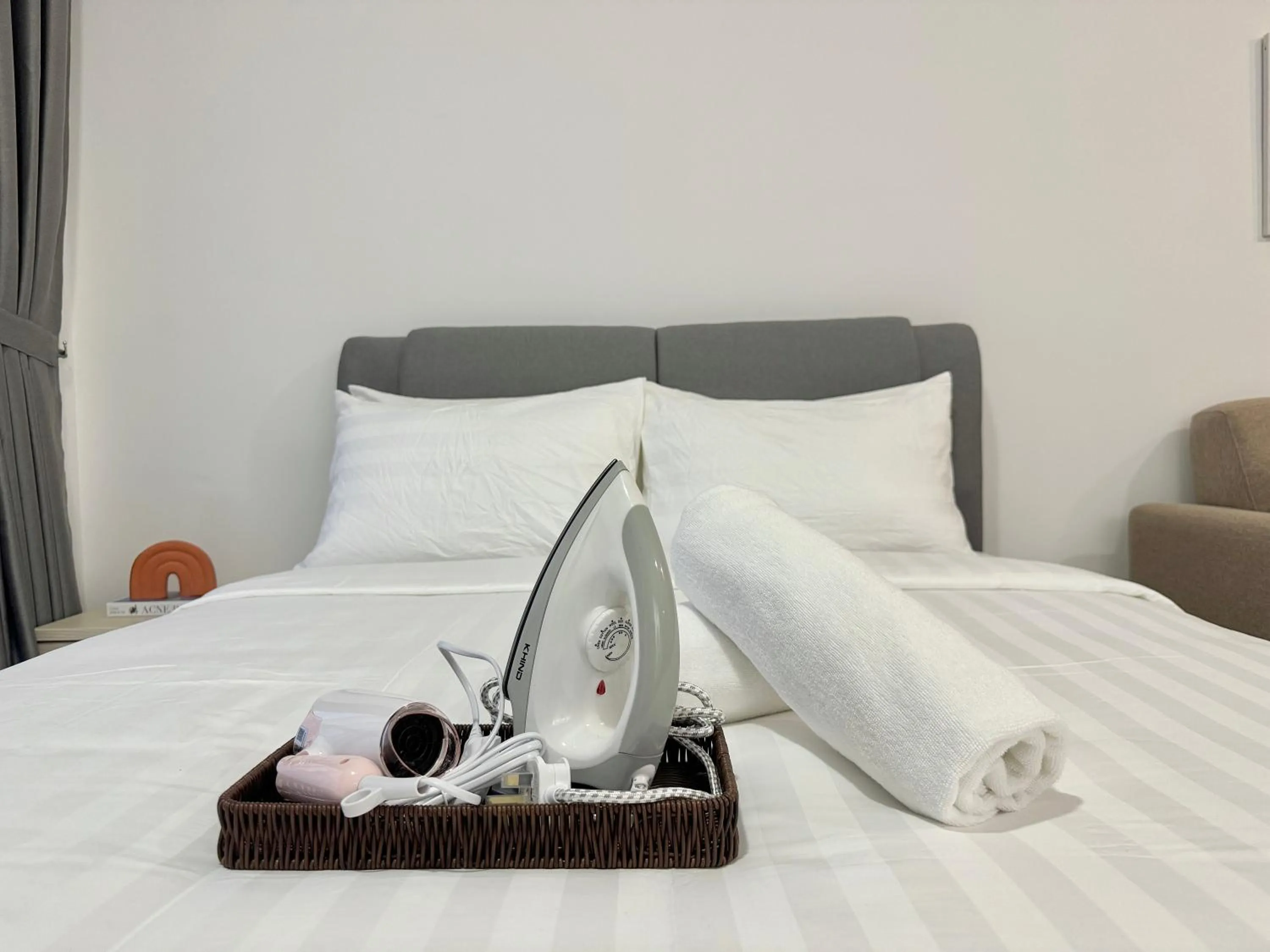 Bed in Sunsuria Forum SOHO & Residence Suites Setia Alam by MOKA