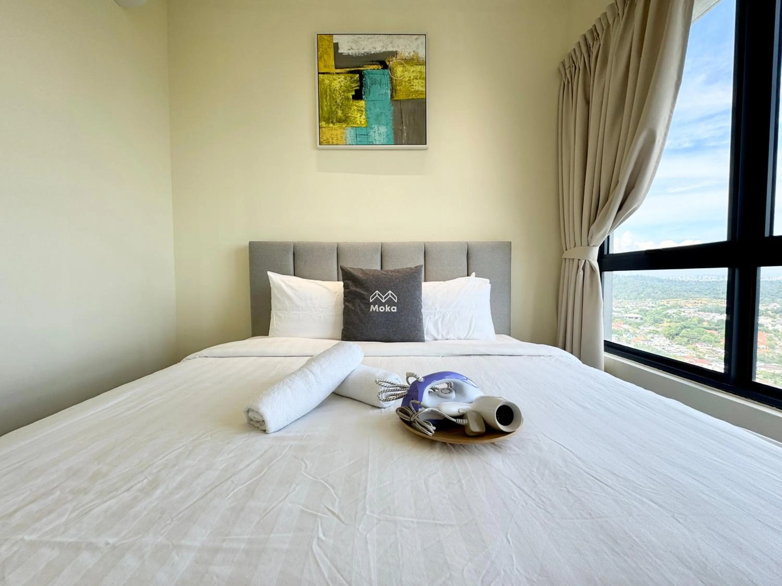 Bed in Sunsuria Forum SOHO & Residence Suites Setia Alam by MOKA