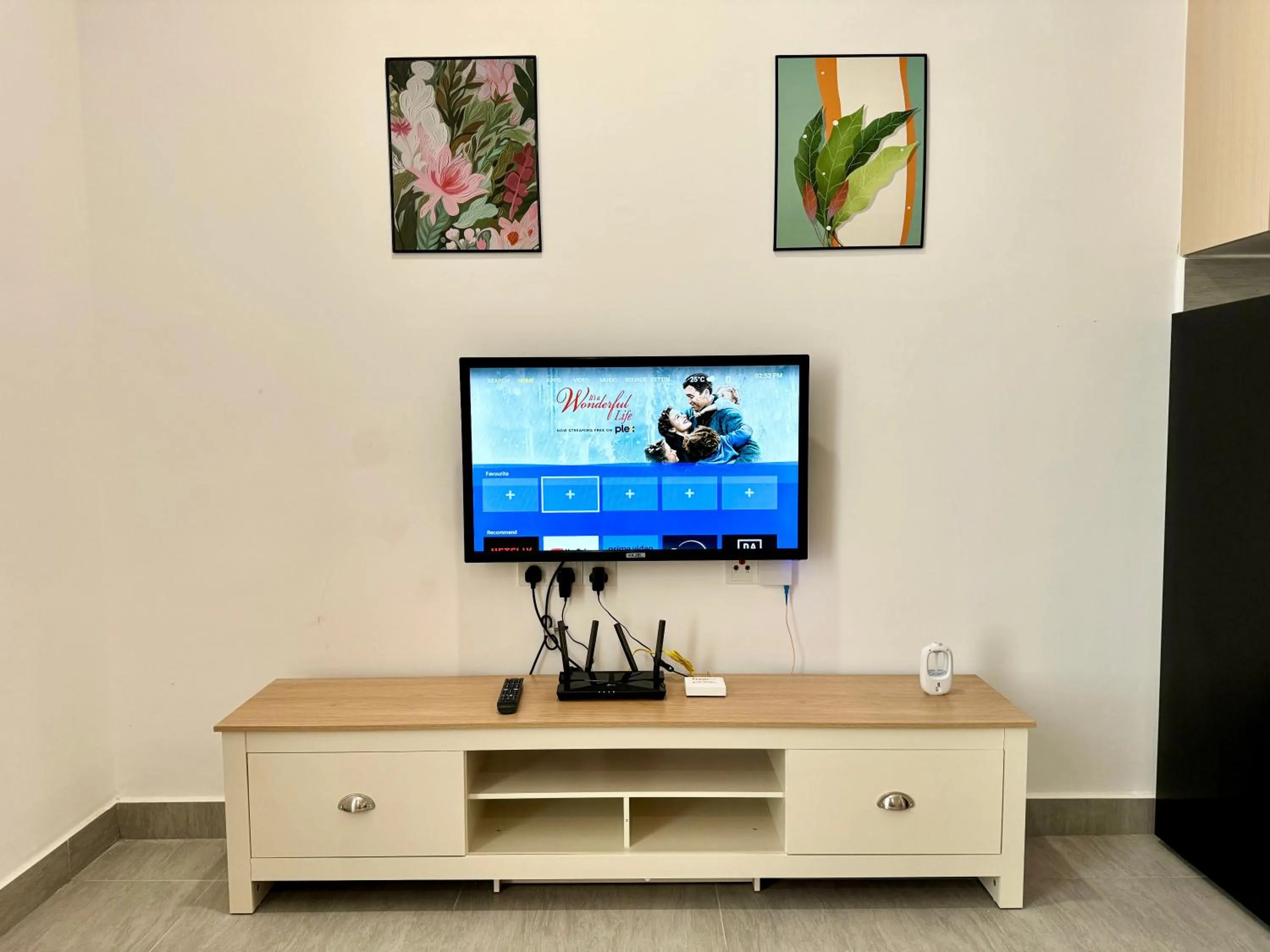 TV and multimedia in Sunsuria Forum SOHO & Residence Suites Setia Alam by MOKA