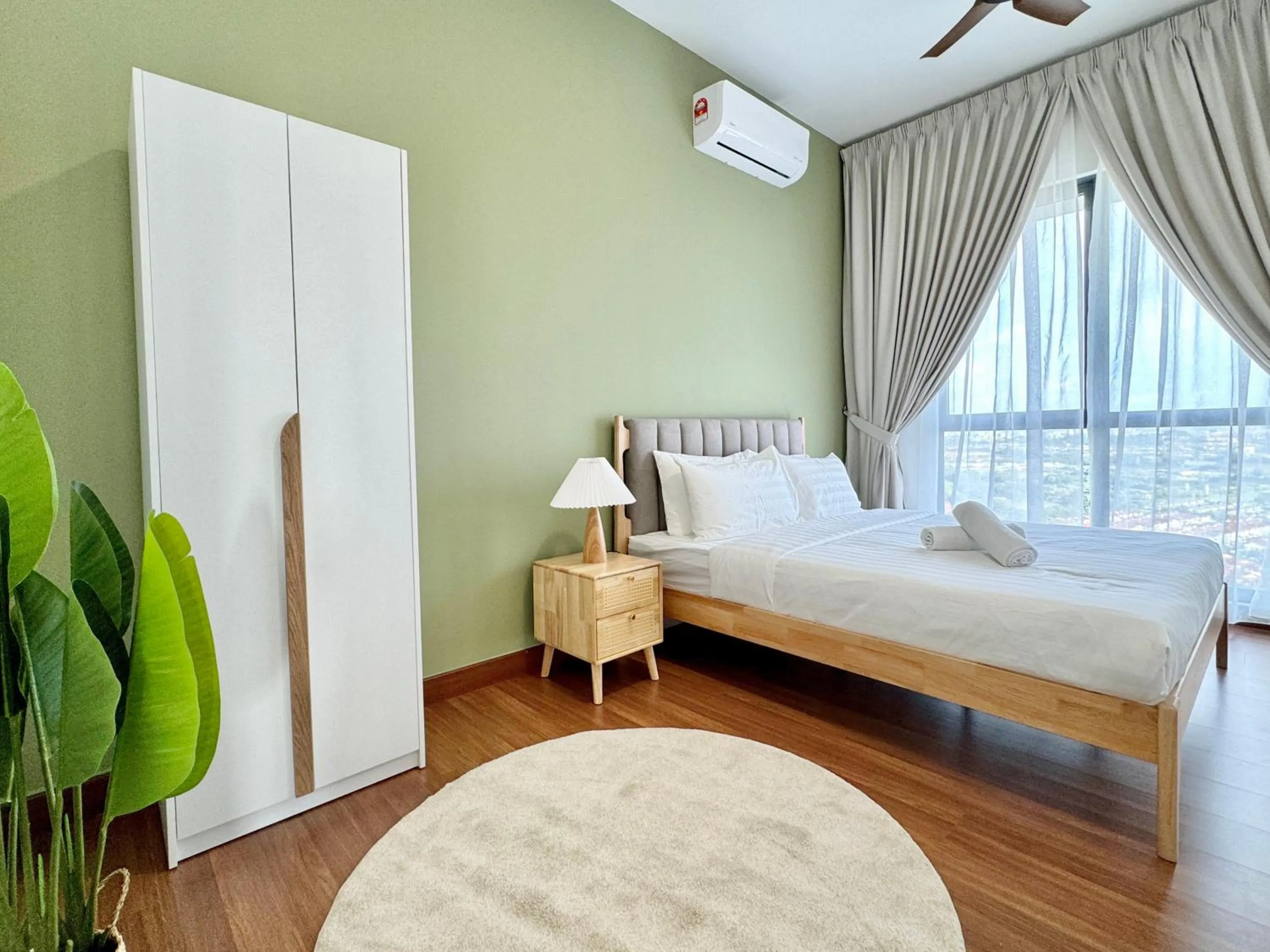 Bed in Sunsuria Forum SOHO & Residence Suites Setia Alam by MOKA