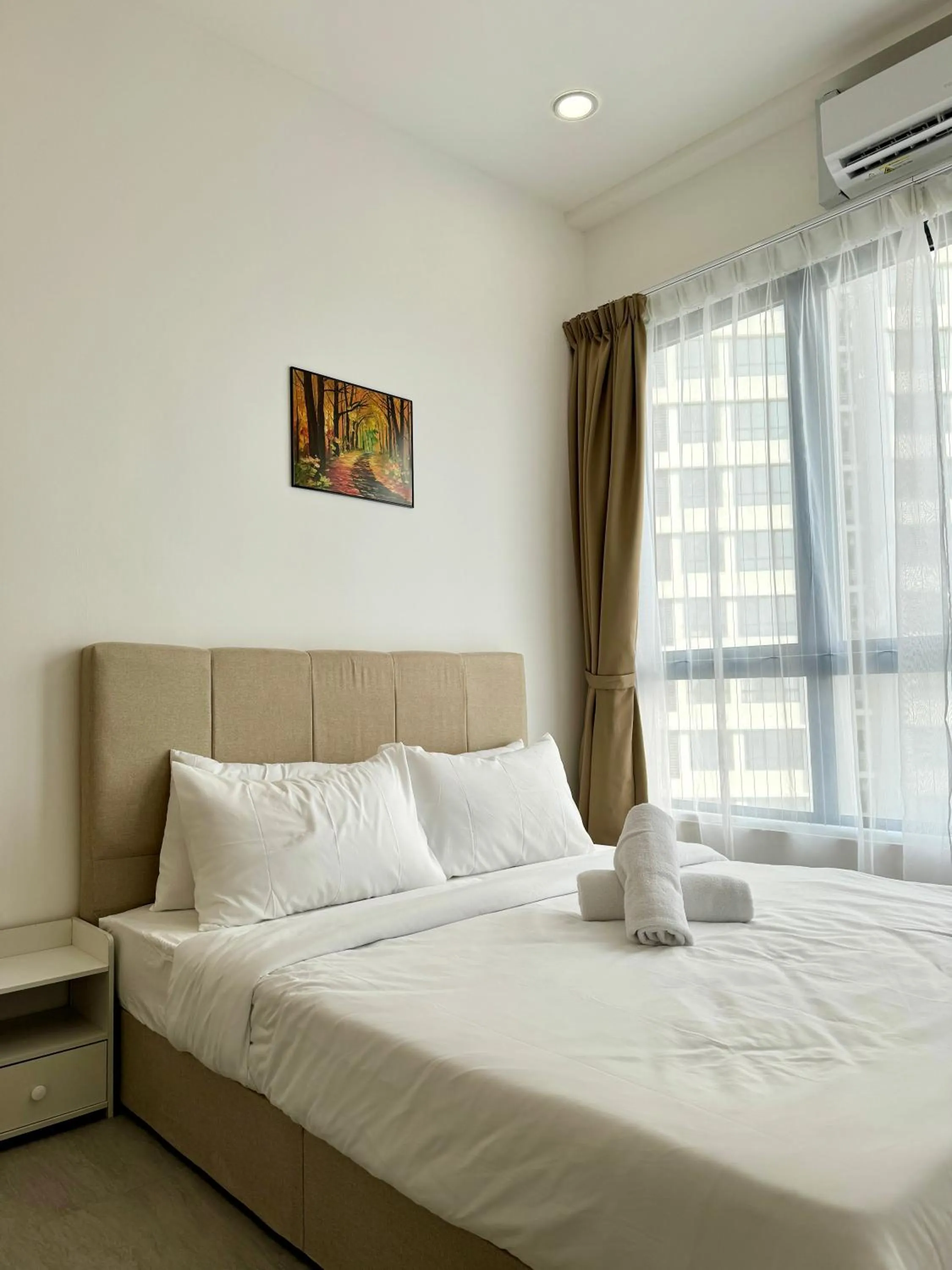 Bed in Sunsuria Forum SOHO & Residence Suites Setia Alam by MOKA