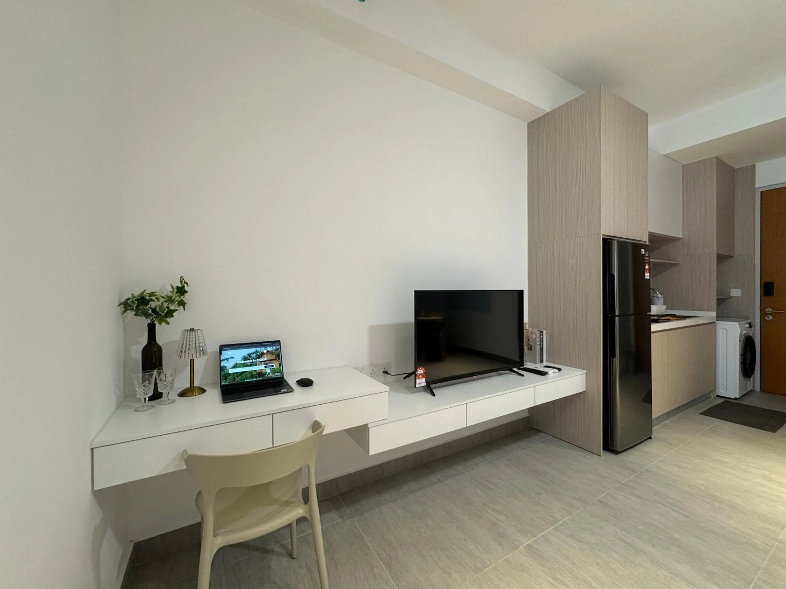TV and multimedia in Sunsuria Forum SOHO & Residence Suites Setia Alam by MOKA