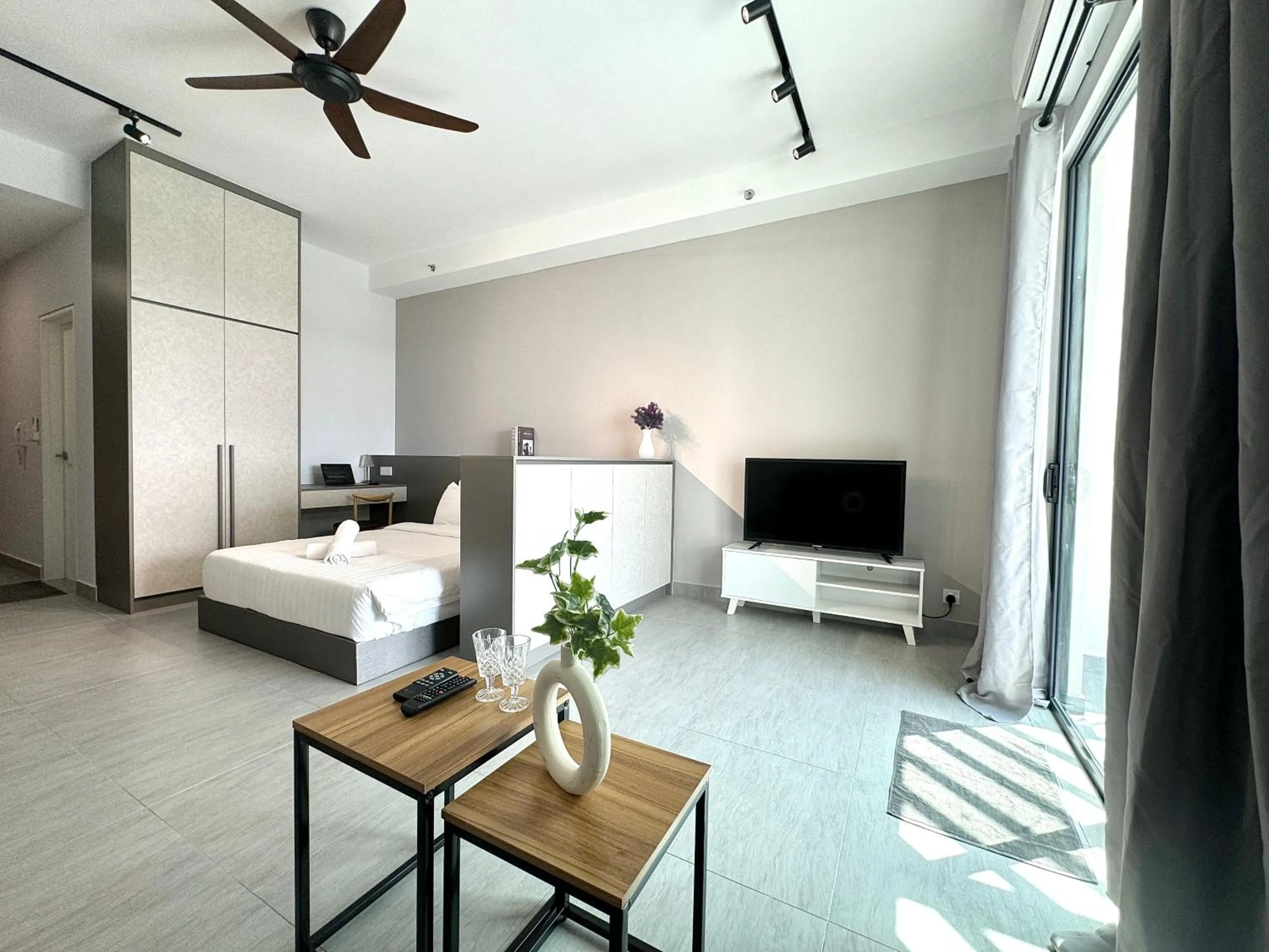 Bed in Sunsuria Forum SOHO & Residence Suites Setia Alam by MOKA