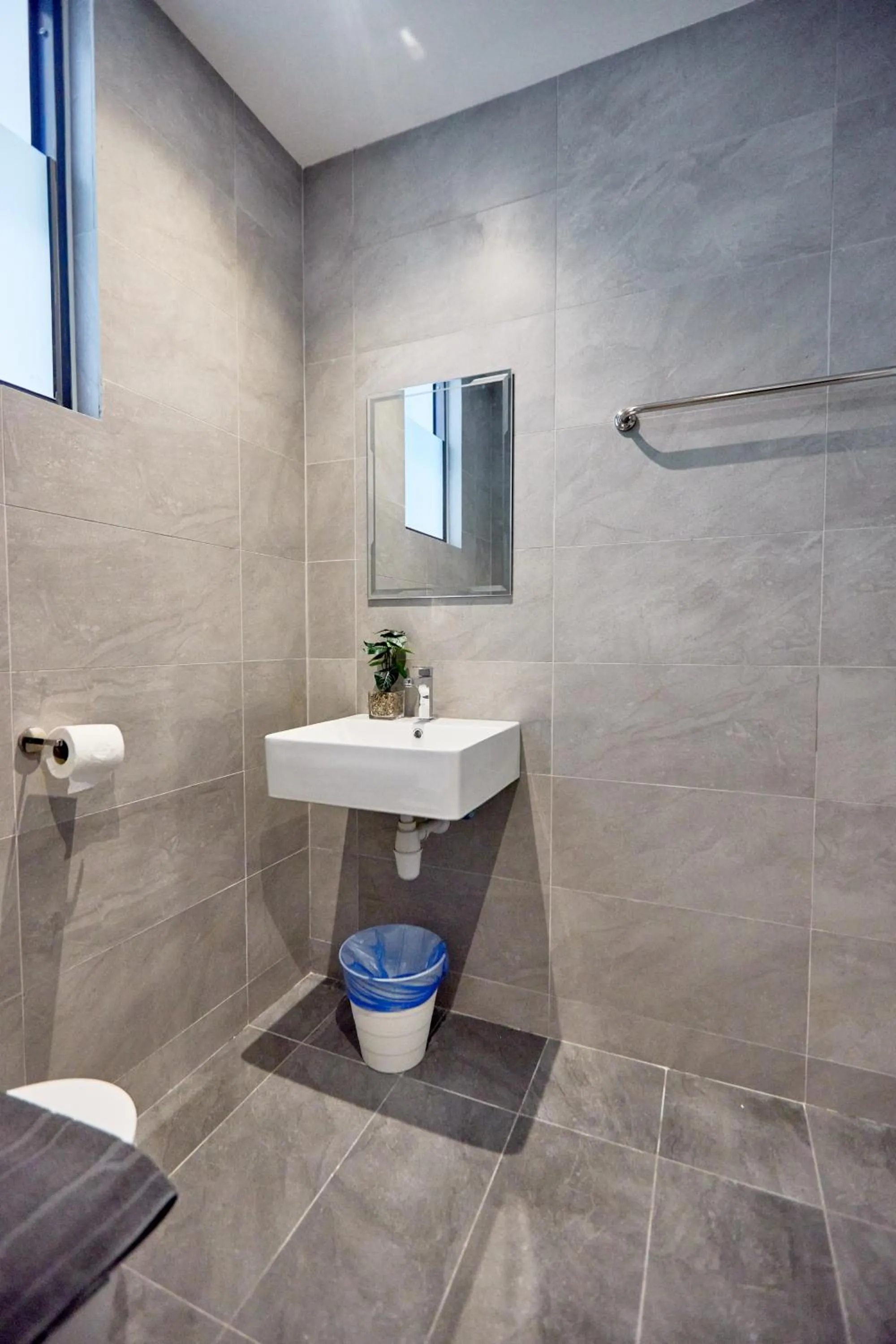 Toilet in Sunsuria Forum SOHO & Residence Suites Setia Alam by MOKA