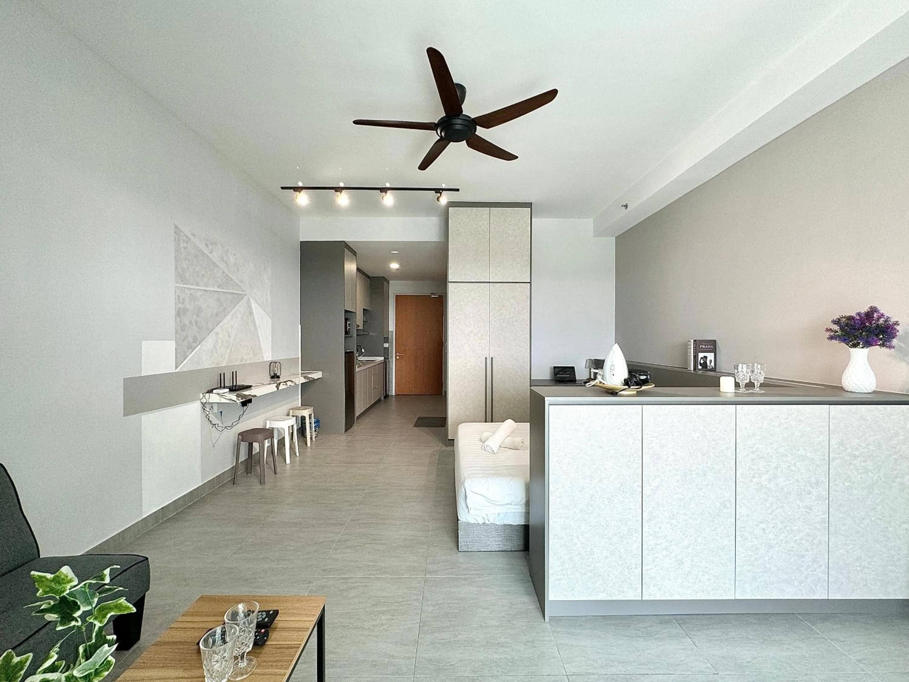 Photo of the whole room in Sunsuria Forum SOHO & Residence Suites Setia Alam by MOKA