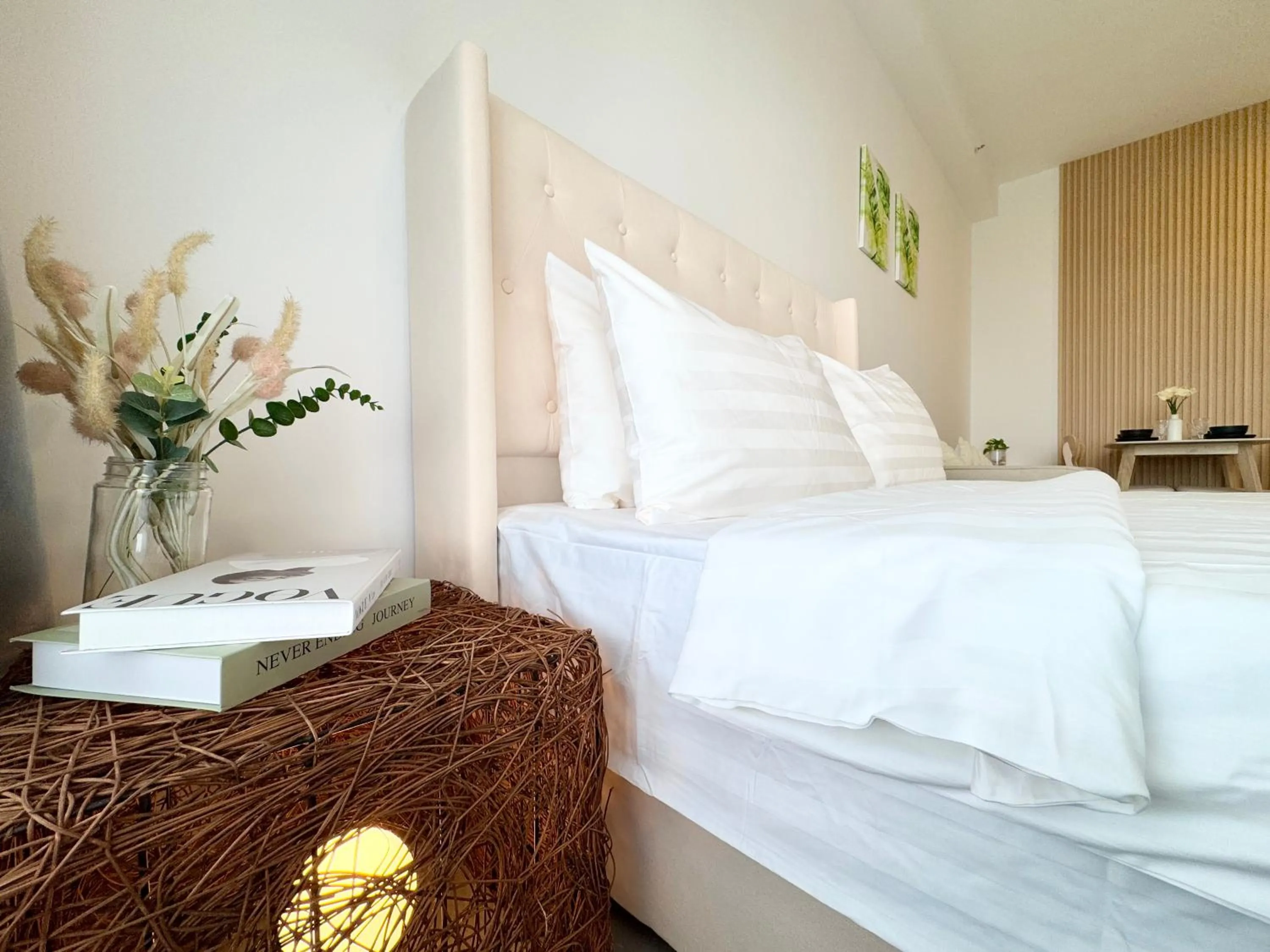 Bed in Sunsuria Forum SOHO & Residence Suites Setia Alam by MOKA