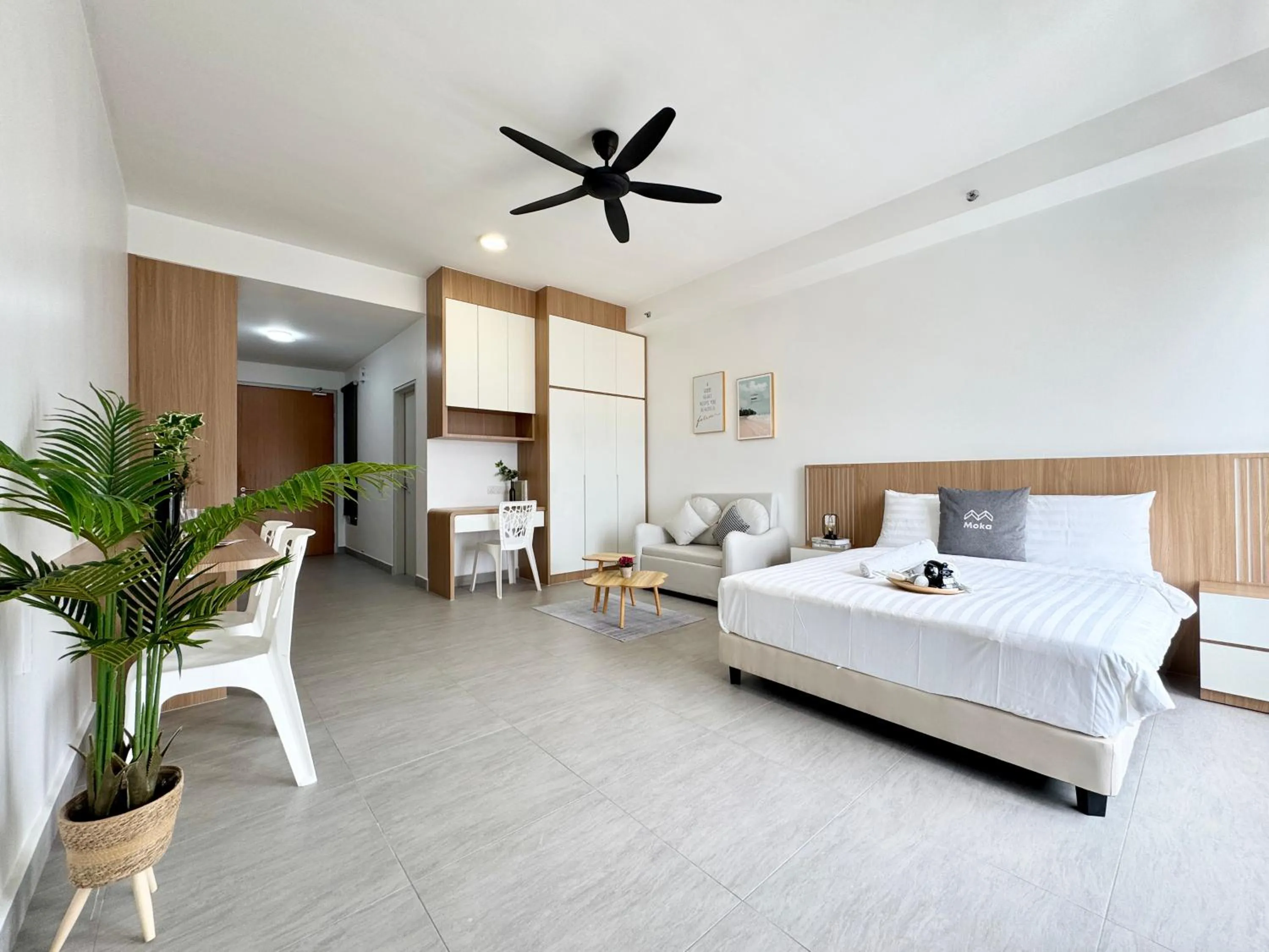 Bed in Sunsuria Forum SOHO & Residence Suites Setia Alam by MOKA