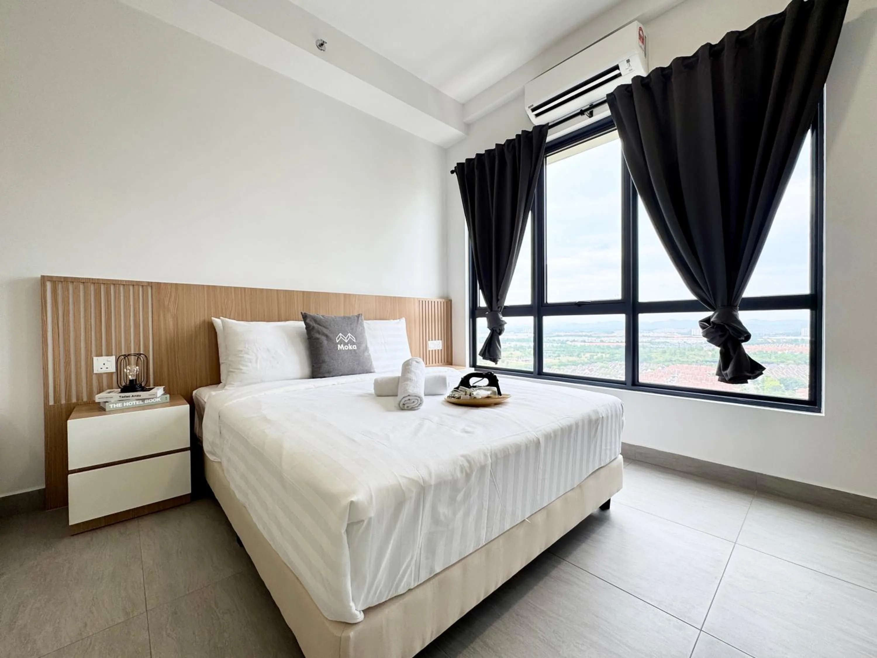 Bed in Sunsuria Forum SOHO & Residence Suites Setia Alam by MOKA