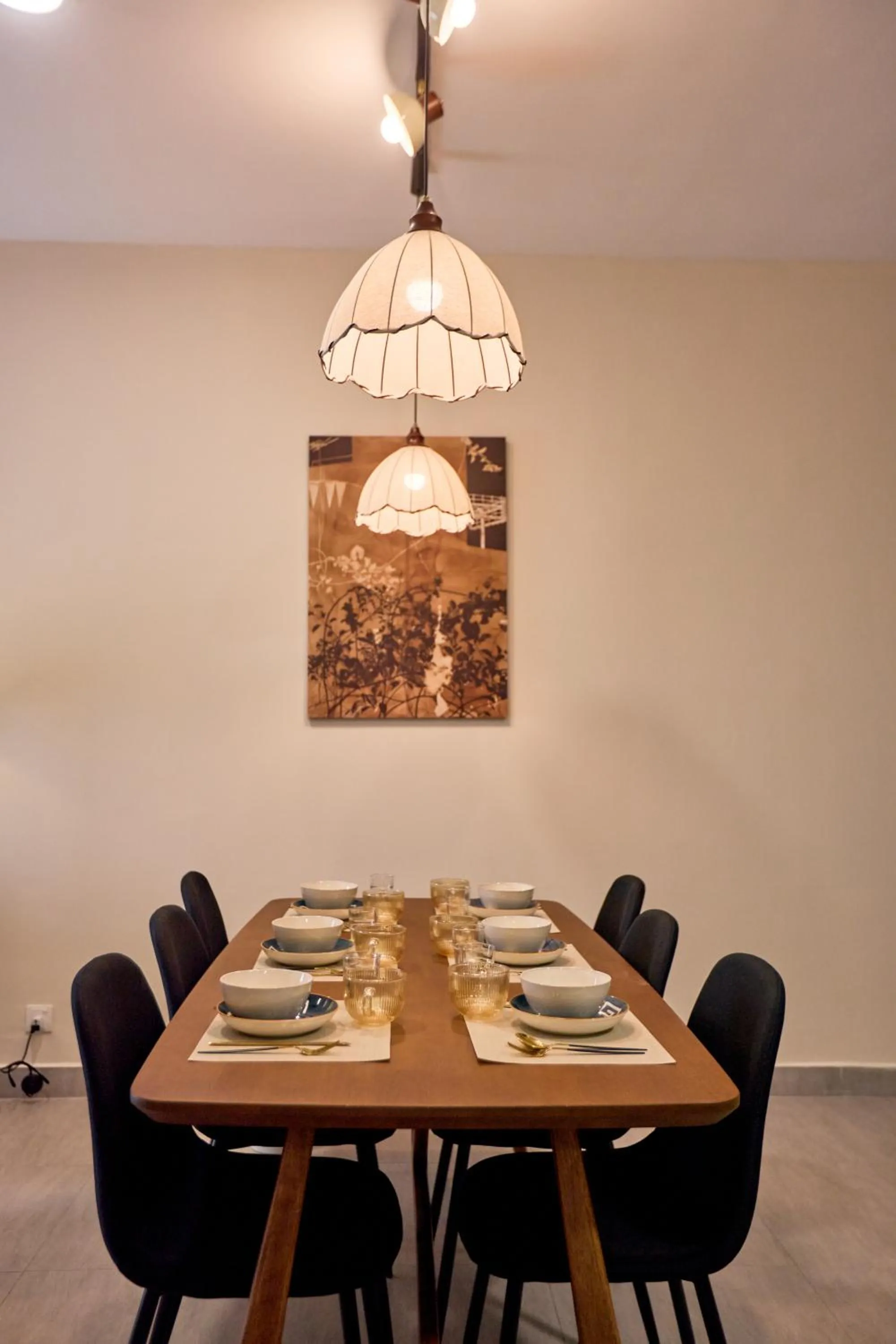 Dining area in Sunsuria Forum SOHO & Residence Suites Setia Alam by MOKA