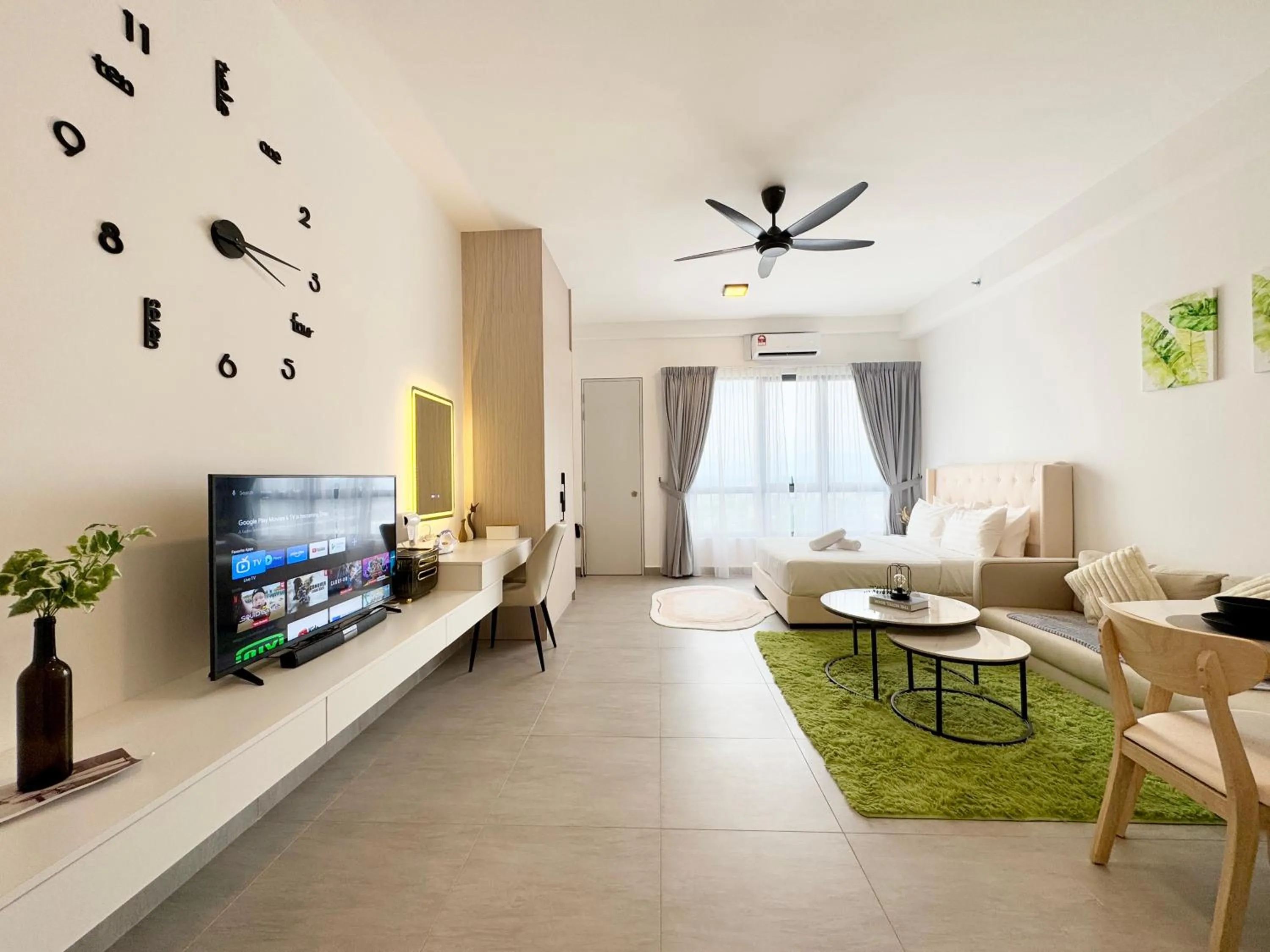 TV and multimedia in Sunsuria Forum SOHO & Residence Suites Setia Alam by MOKA
