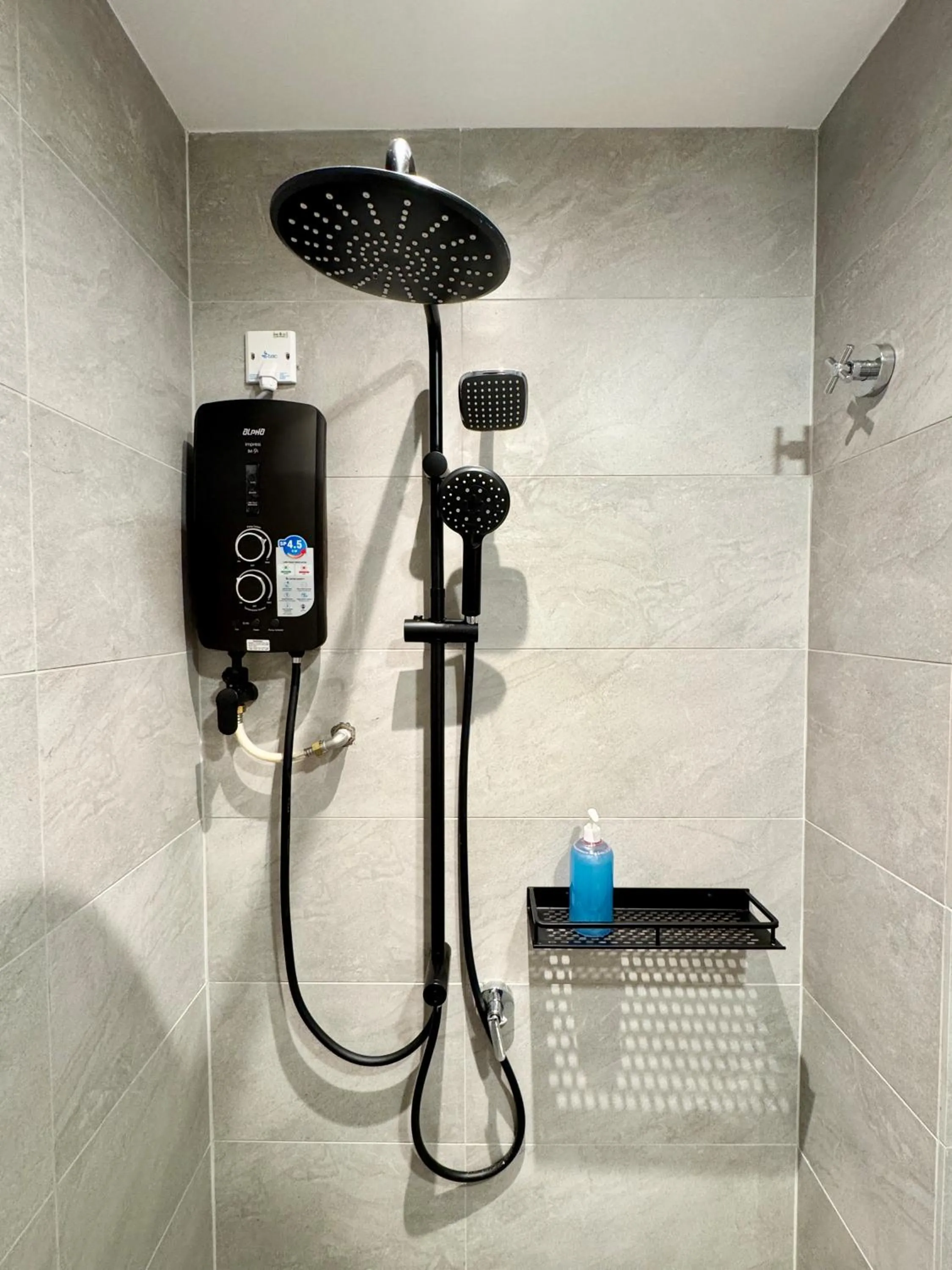 Bathroom in Sunsuria Forum SOHO & Residence Suites Setia Alam by MOKA