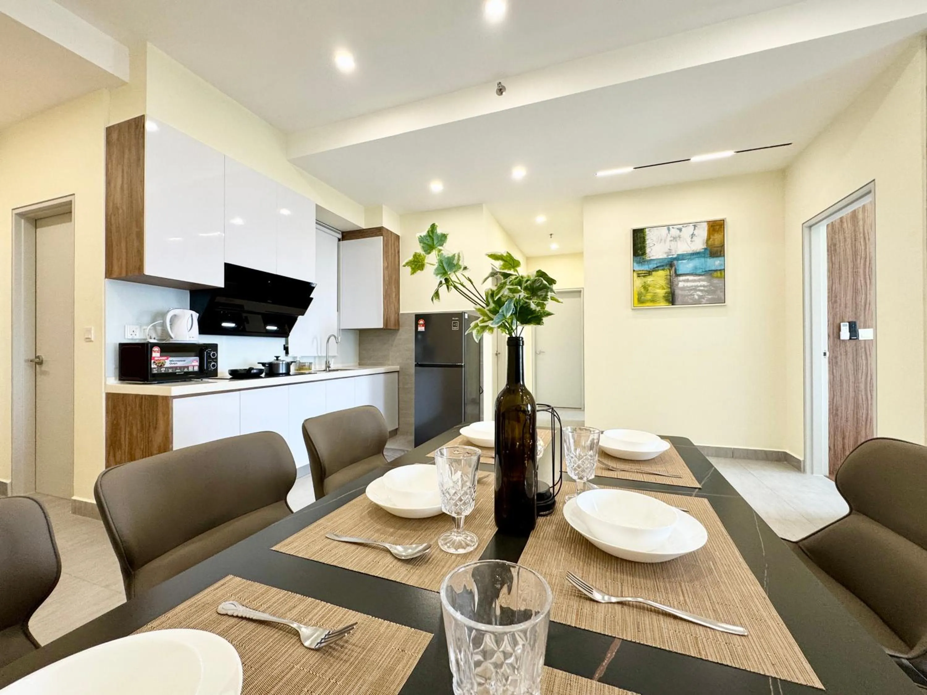 Kitchen or kitchenette in Sunsuria Forum SOHO & Residence Suites Setia Alam by MOKA
