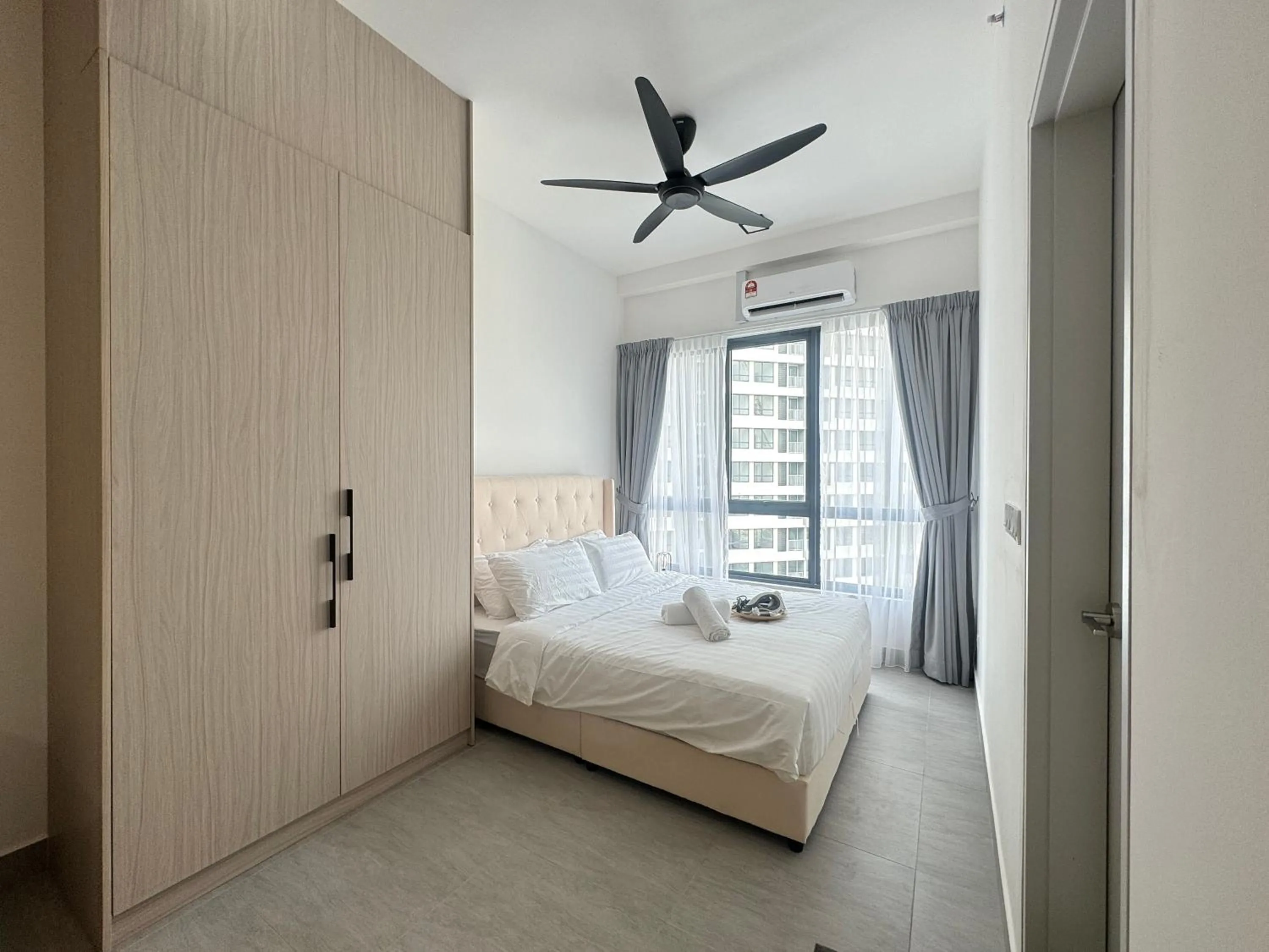 Bed in Sunsuria Forum SOHO & Residence Suites Setia Alam by MOKA