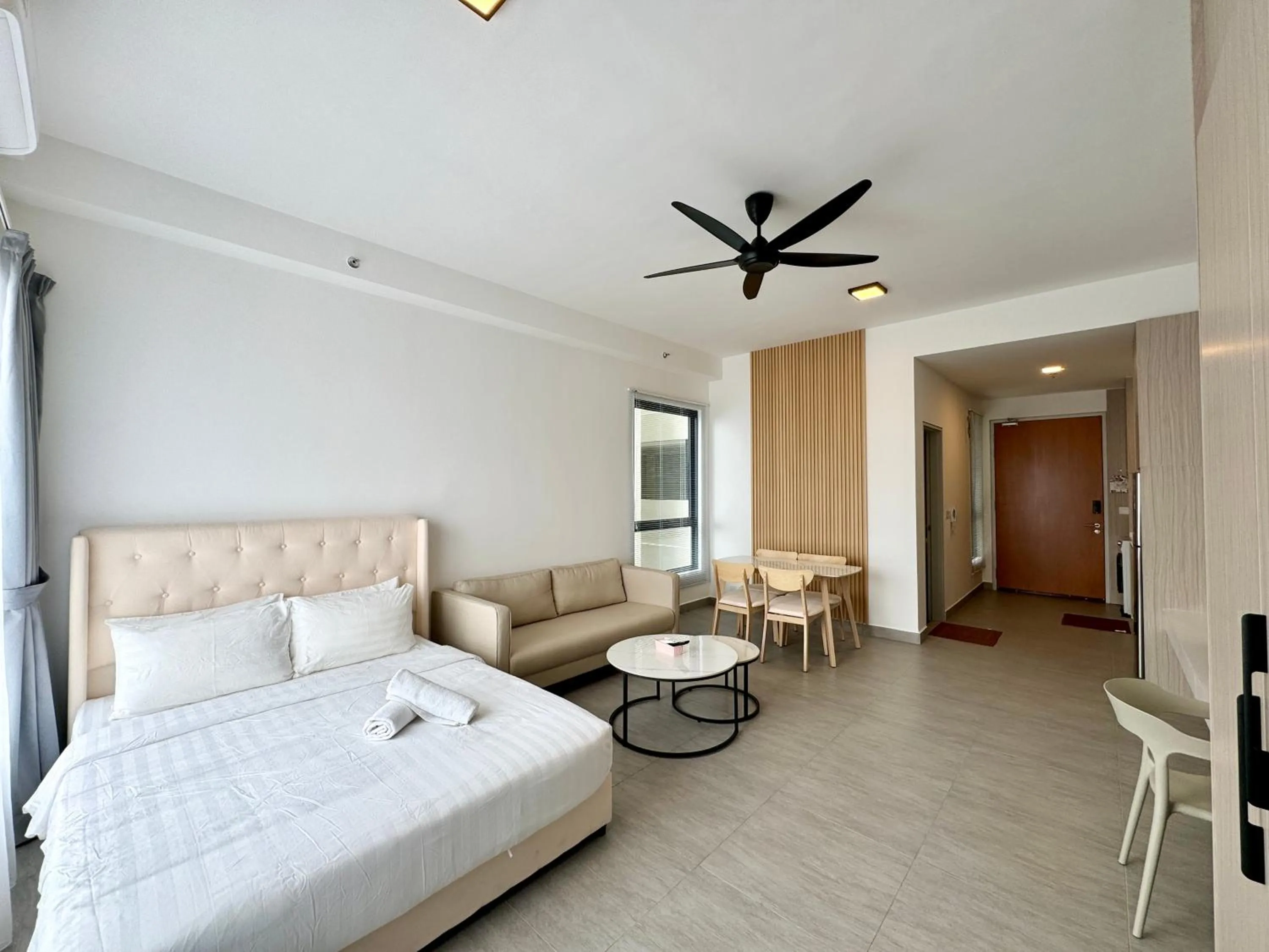 Bed in Sunsuria Forum SOHO & Residence Suites Setia Alam by MOKA