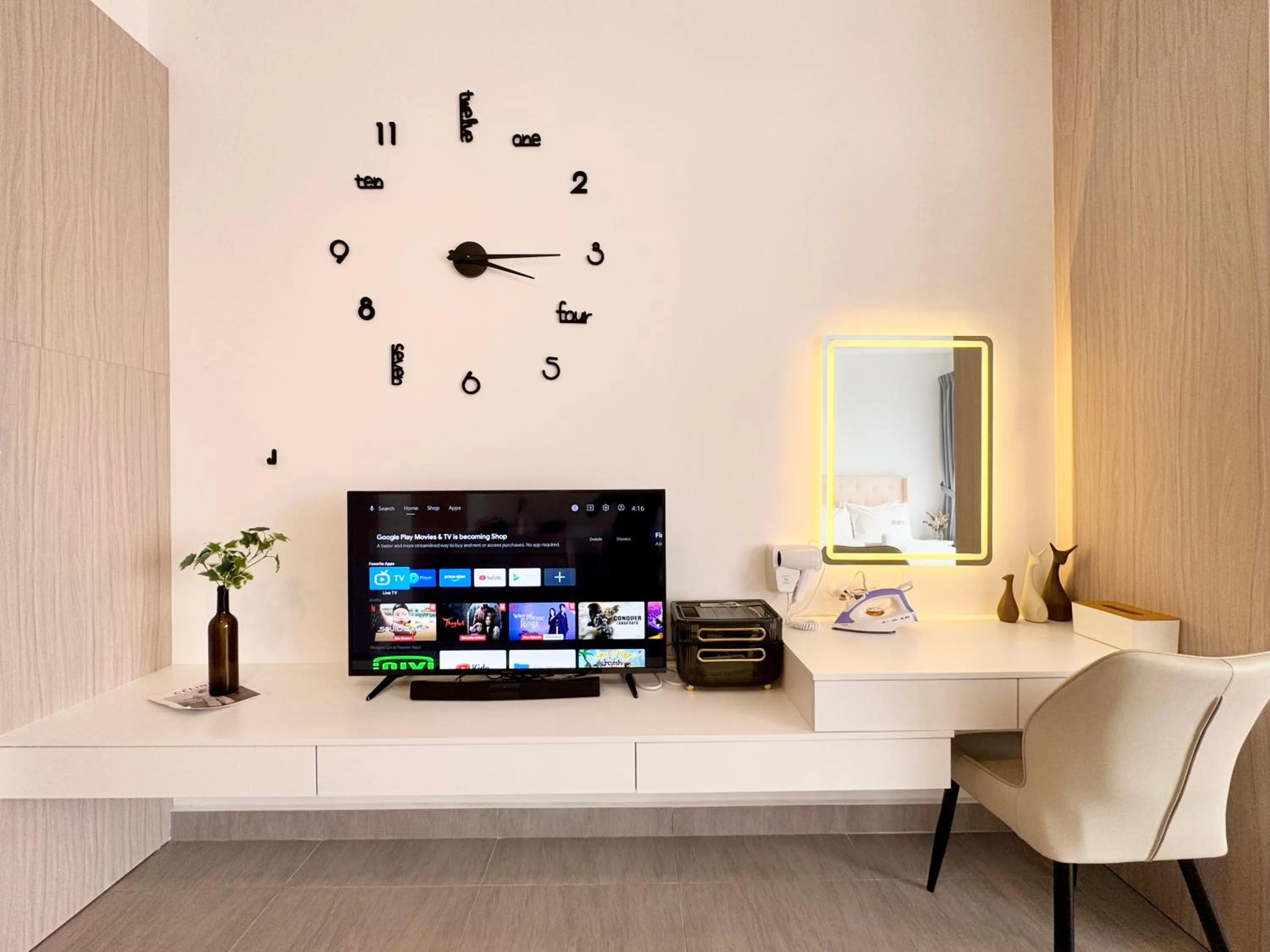 TV and multimedia in Sunsuria Forum SOHO & Residence Suites Setia Alam by MOKA