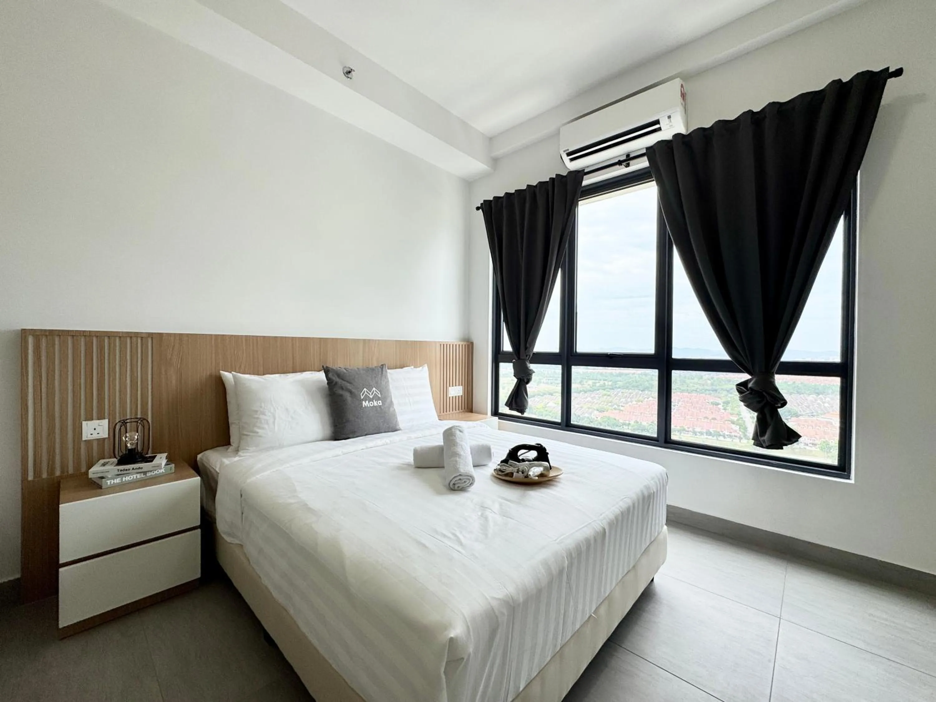 Bed in Sunsuria Forum SOHO & Residence Suites Setia Alam by MOKA