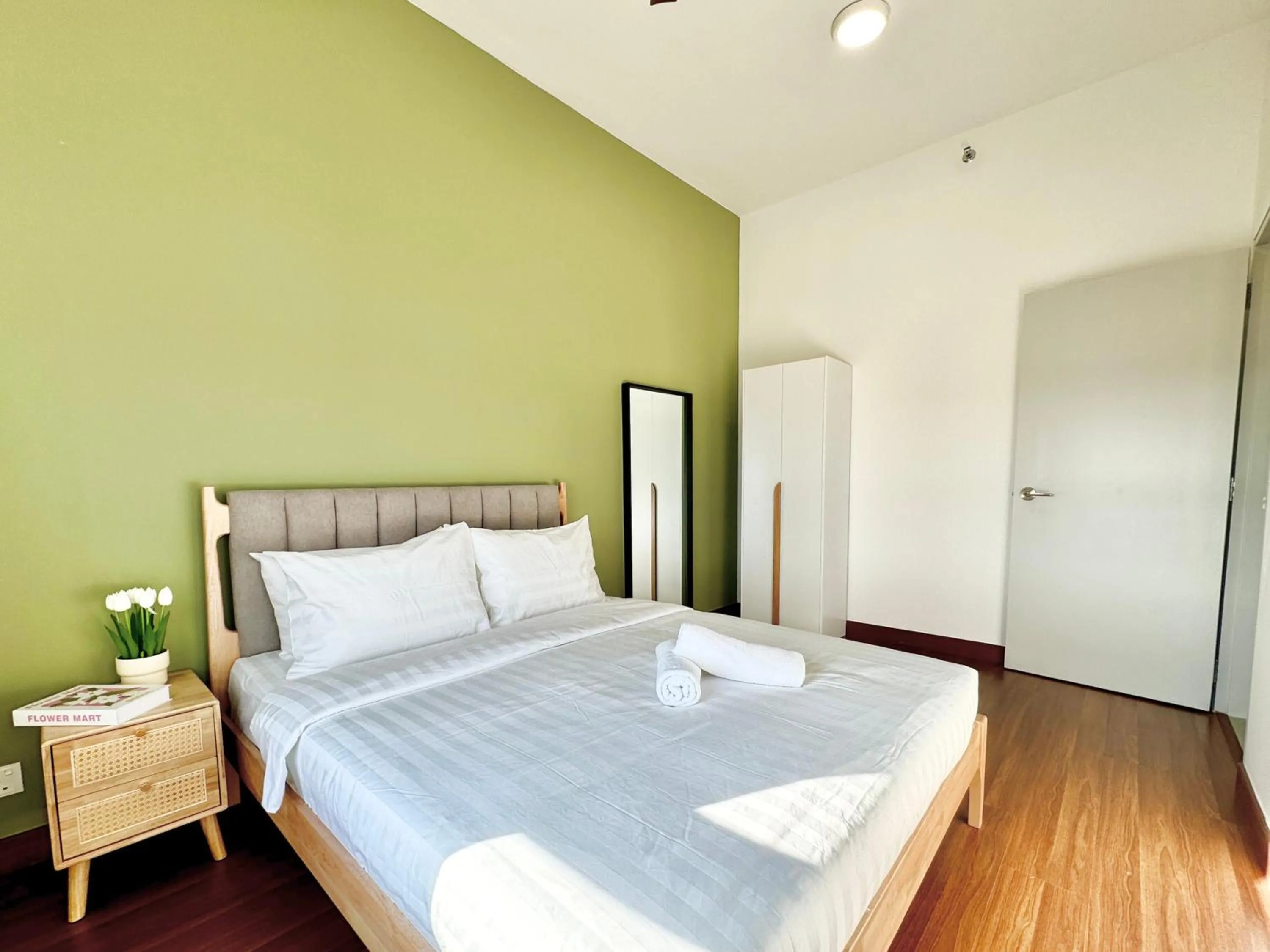 Bed in Sunsuria Forum SOHO & Residence Suites Setia Alam by MOKA